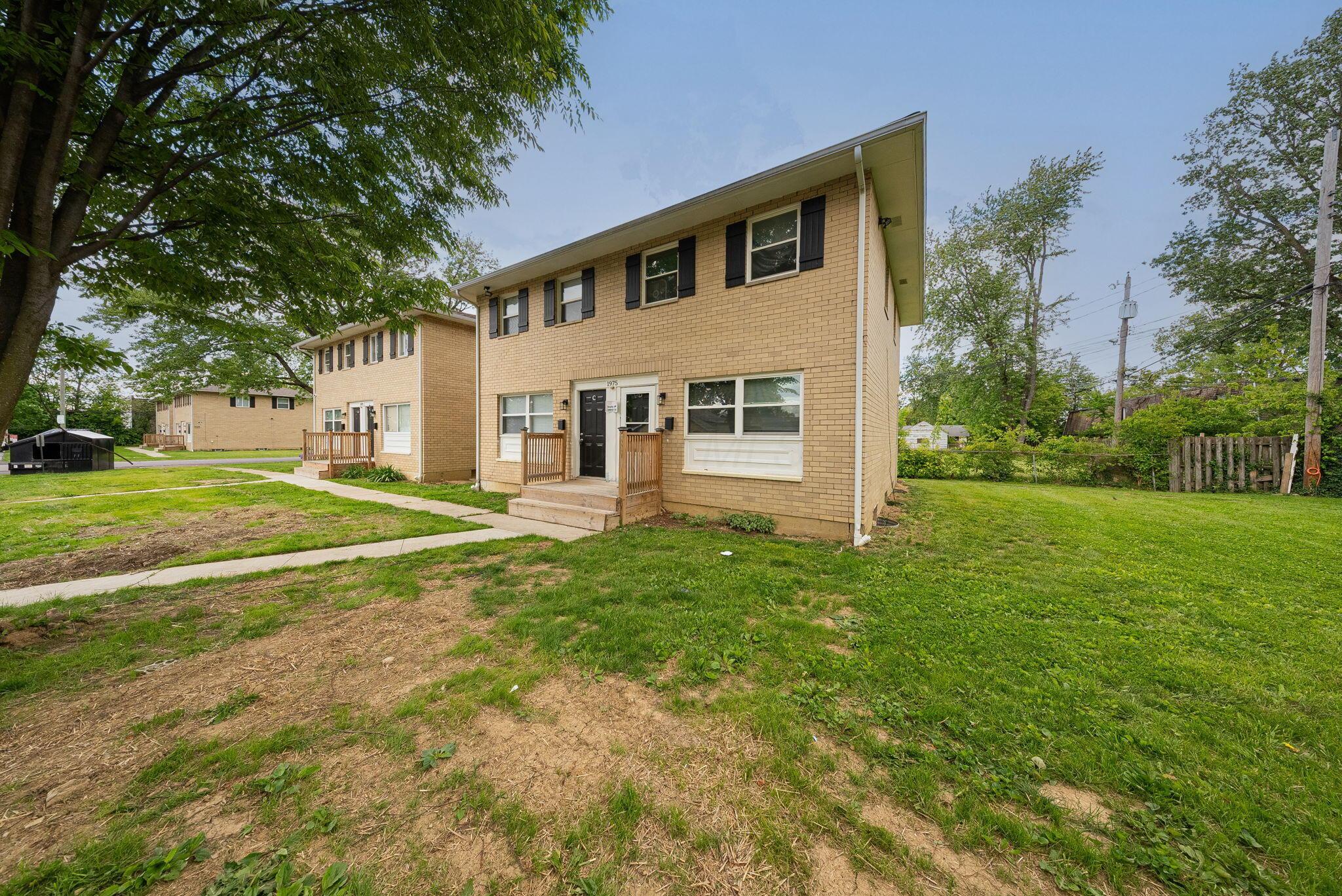 226017433 Property Photo 42