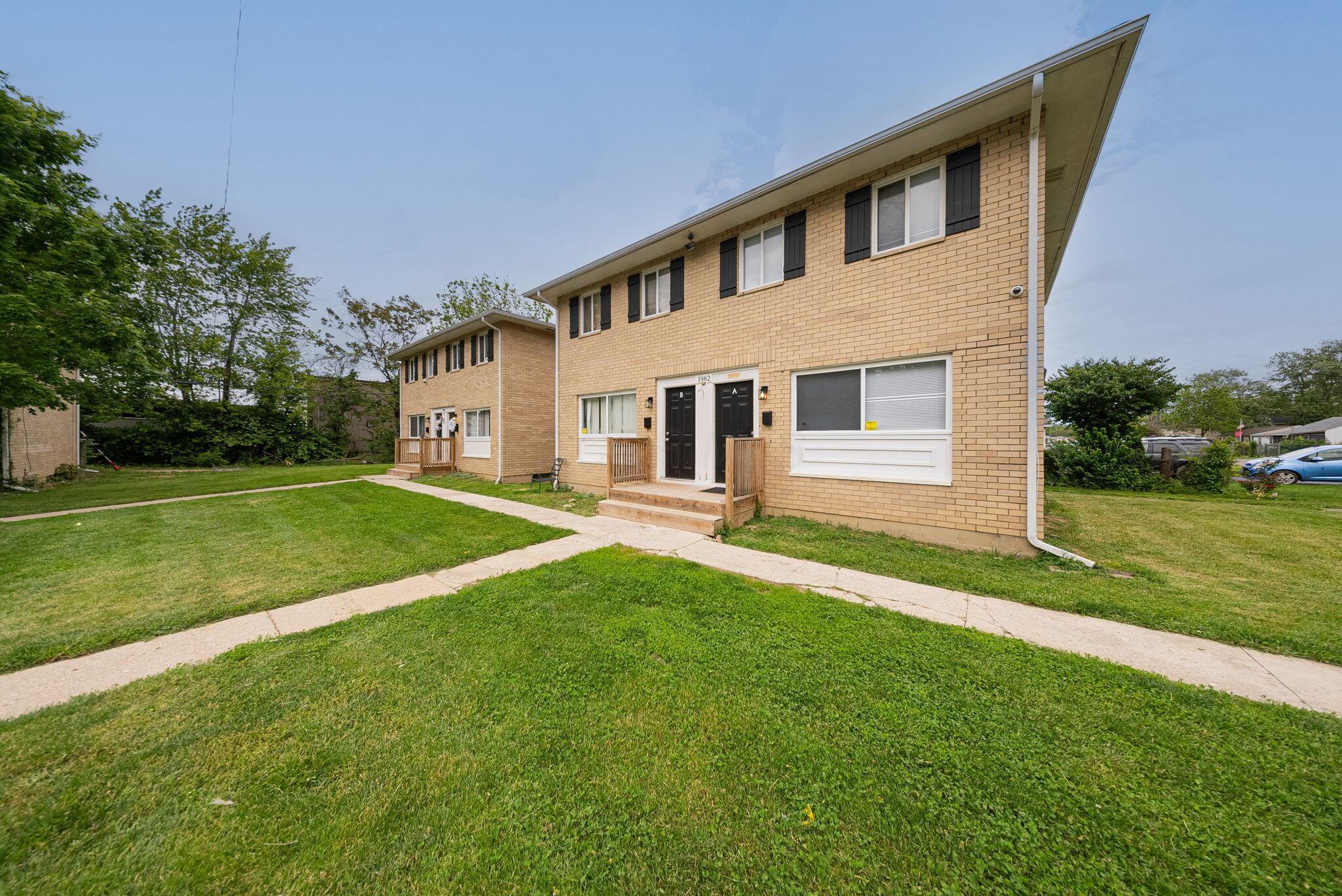 226017433 Property Photo 54