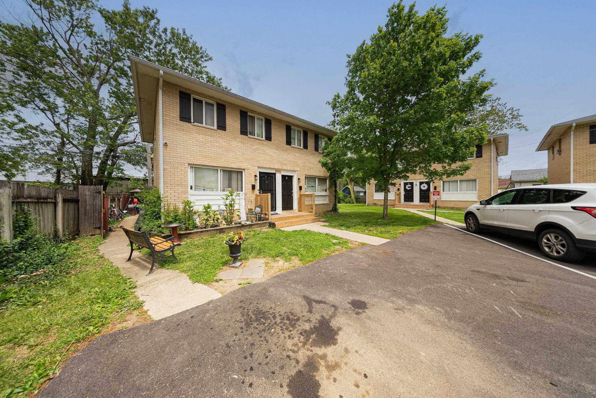 226017433 Property Photo 62