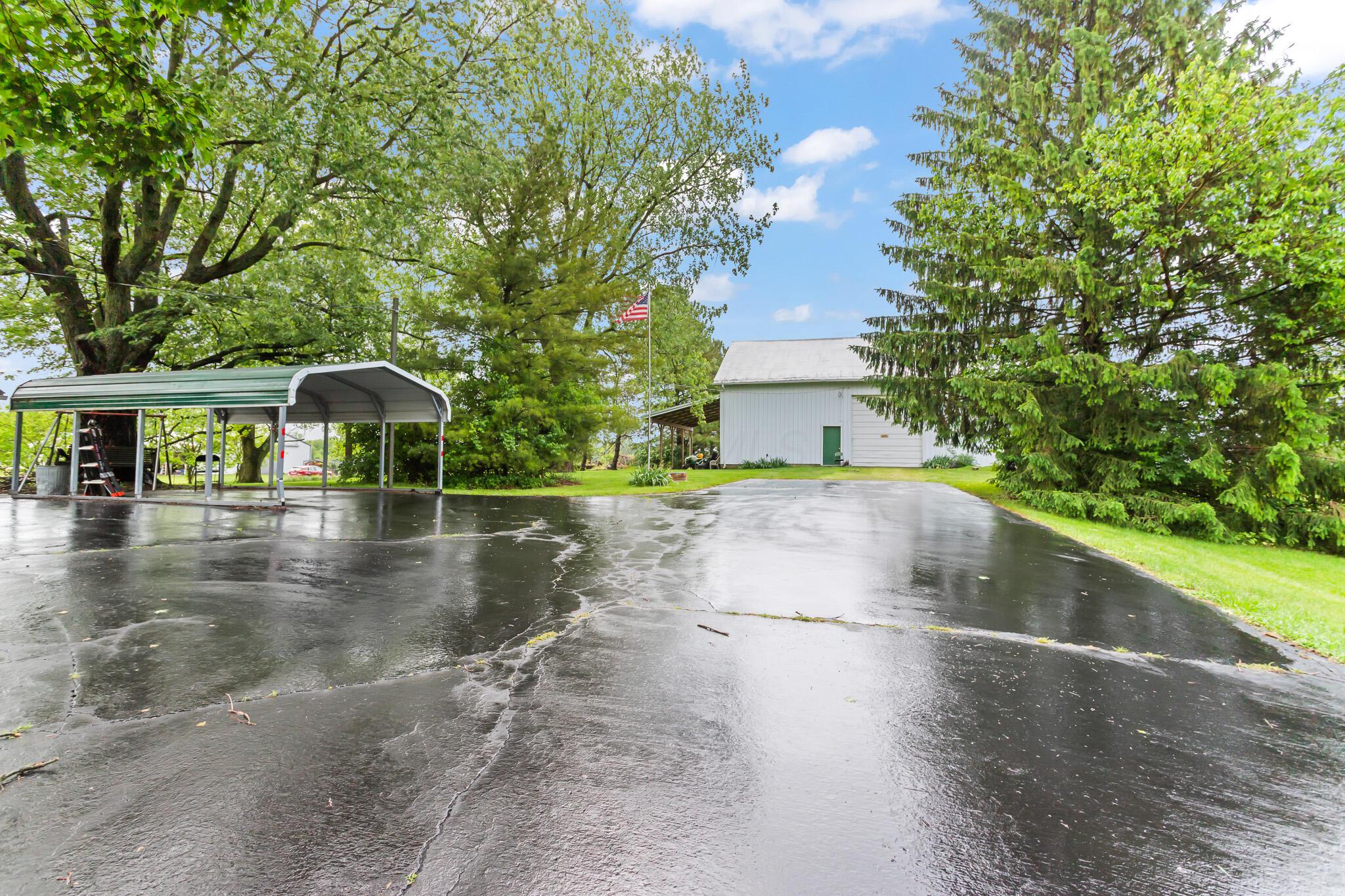 8911 Ohio 161 Property Photo 44