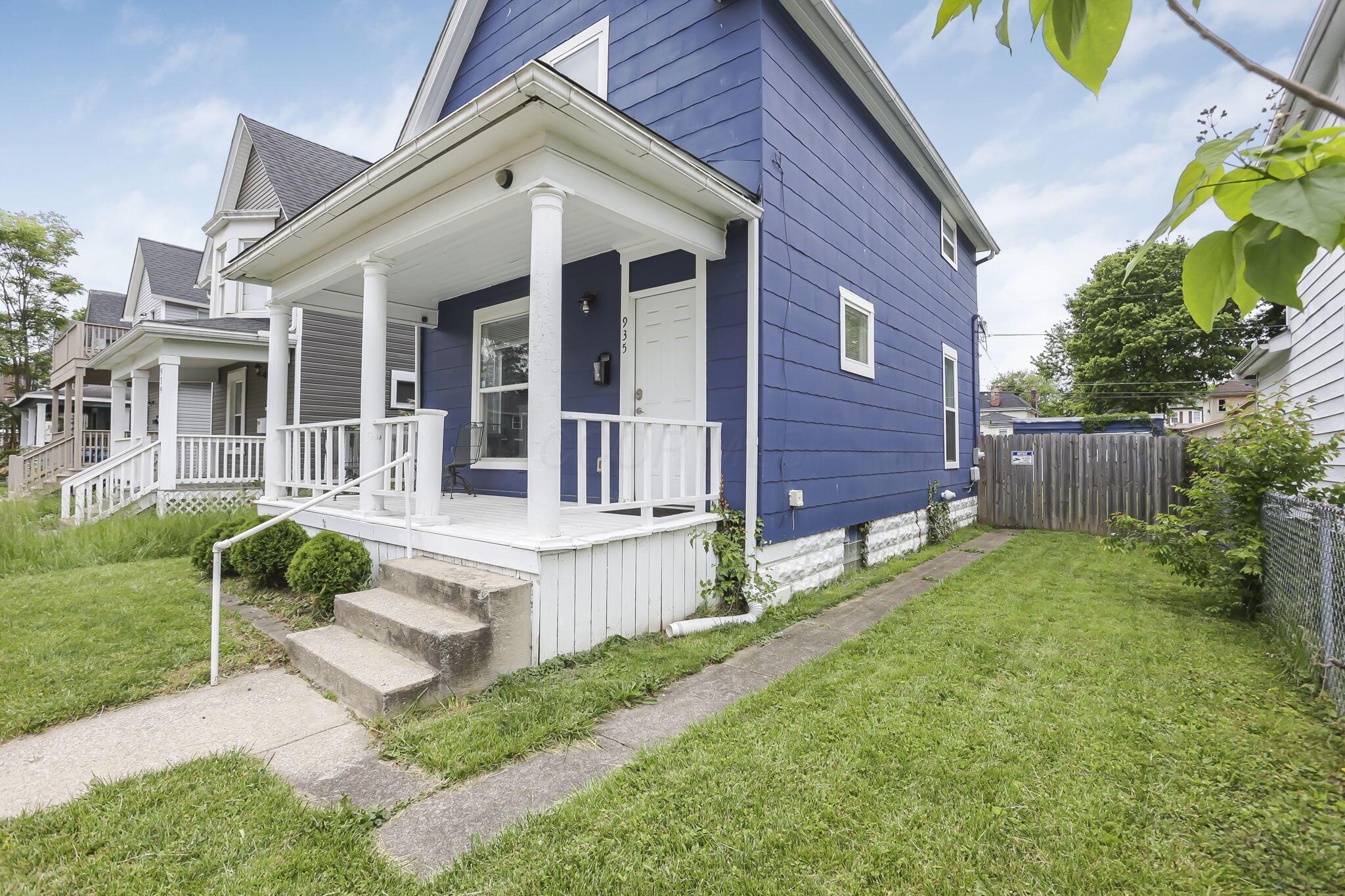 935 Ellsworth Avenue Property Photo 3