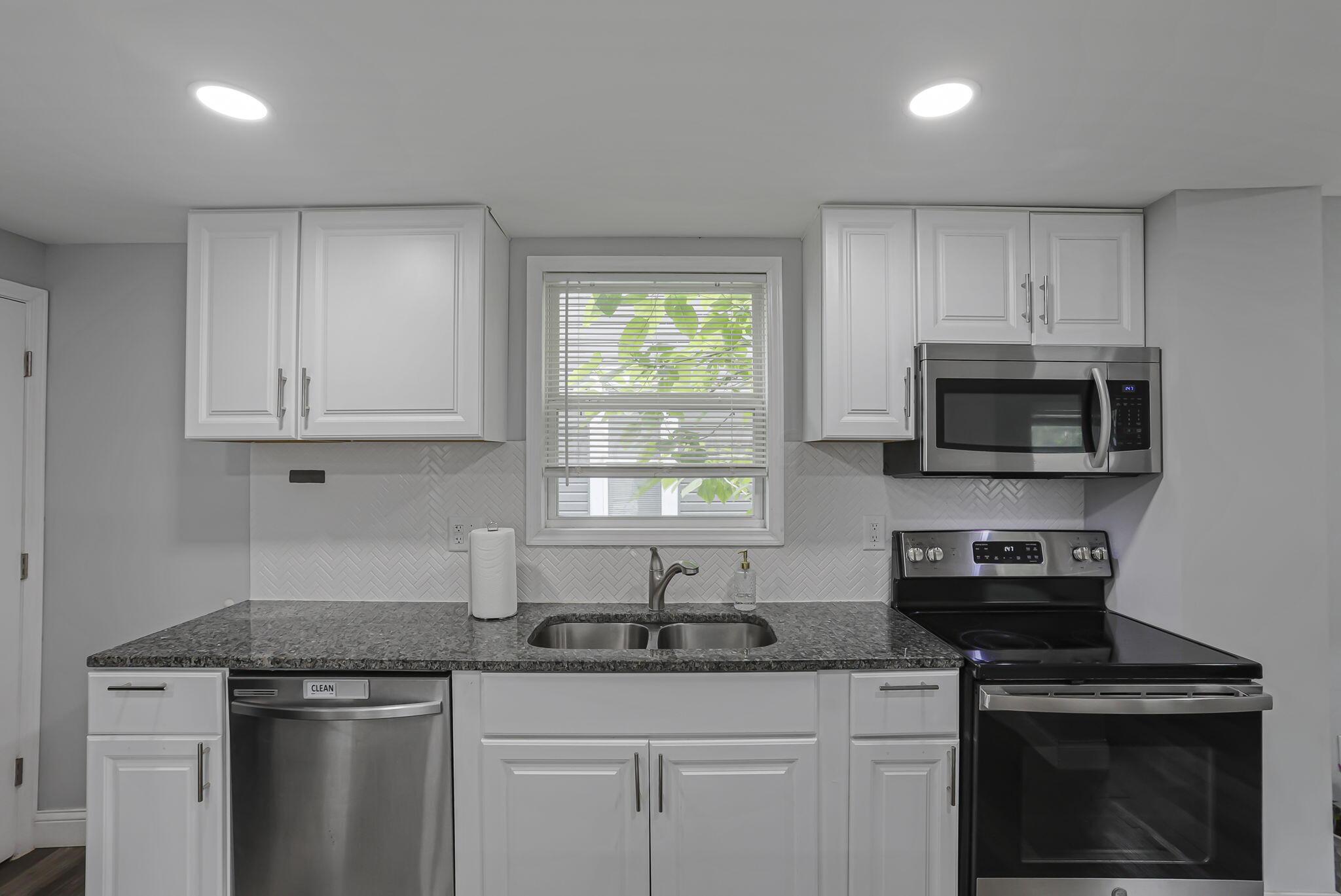 935 Ellsworth Avenue Property Photo 13