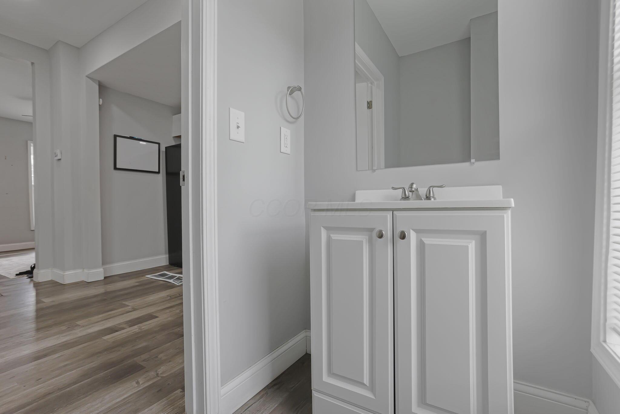 935 Ellsworth Avenue Property Photo 14