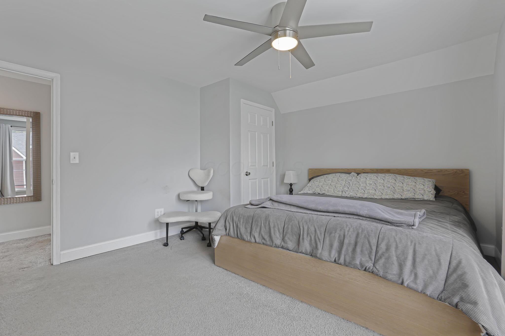 935 Ellsworth Avenue Property Photo 19
