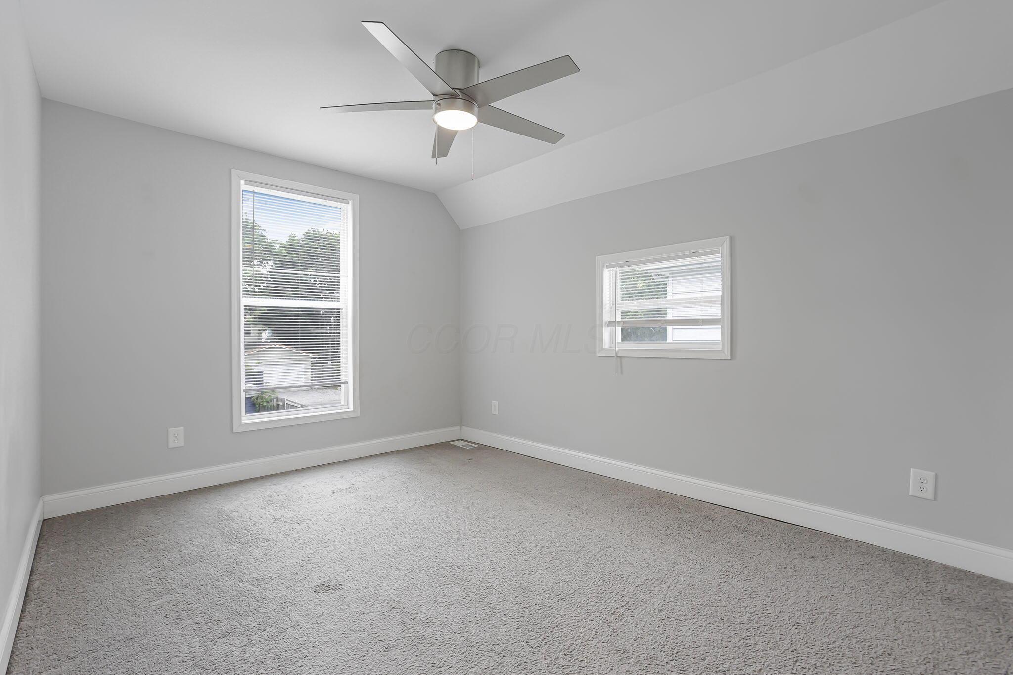 935 Ellsworth Avenue Property Photo 20
