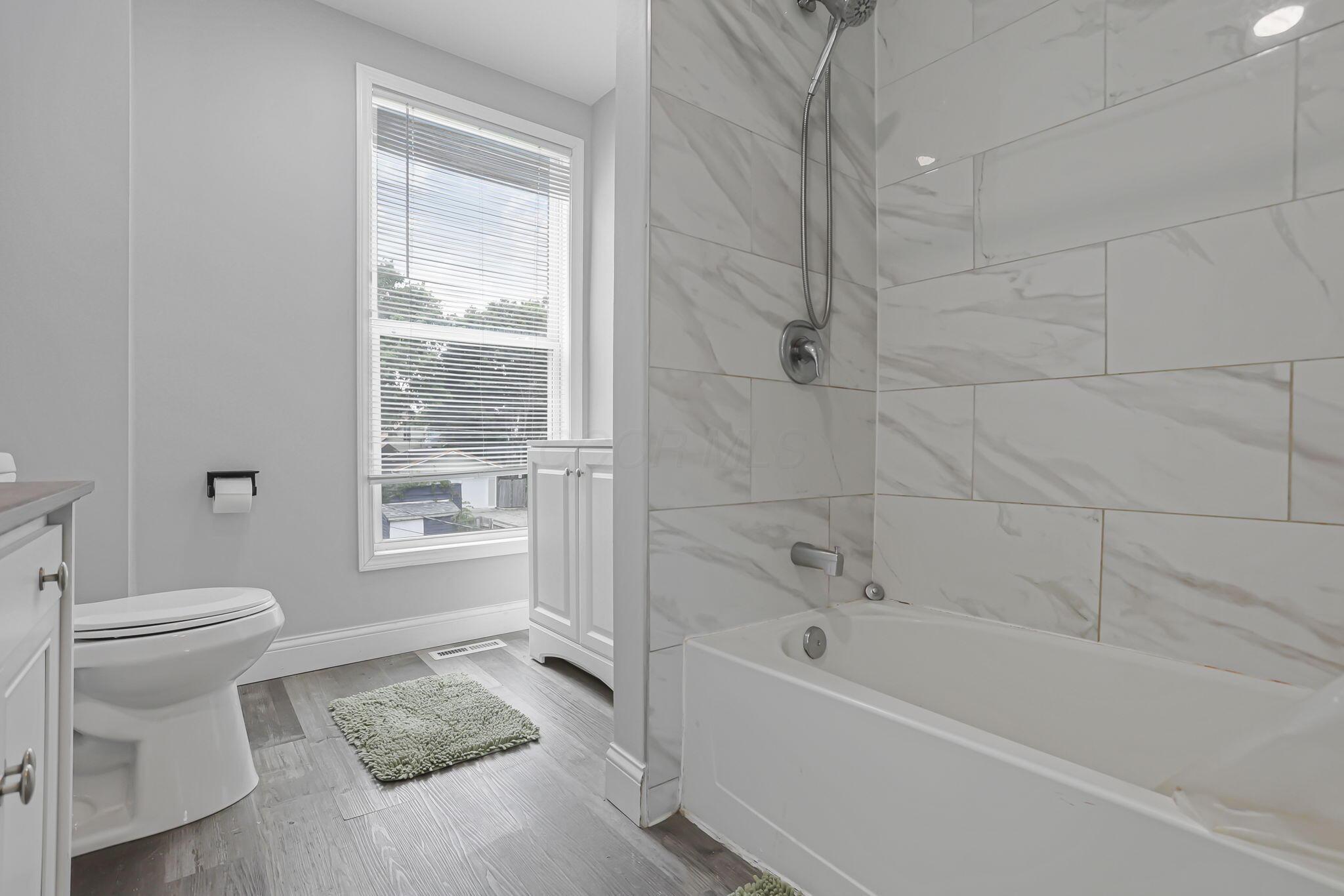 935 Ellsworth Avenue Property Photo 23