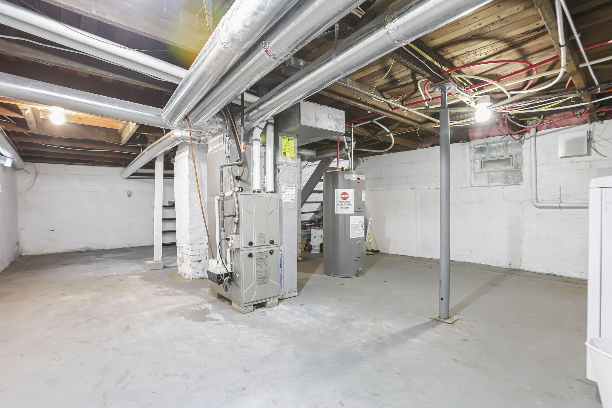 935 Ellsworth Avenue Property Photo 27