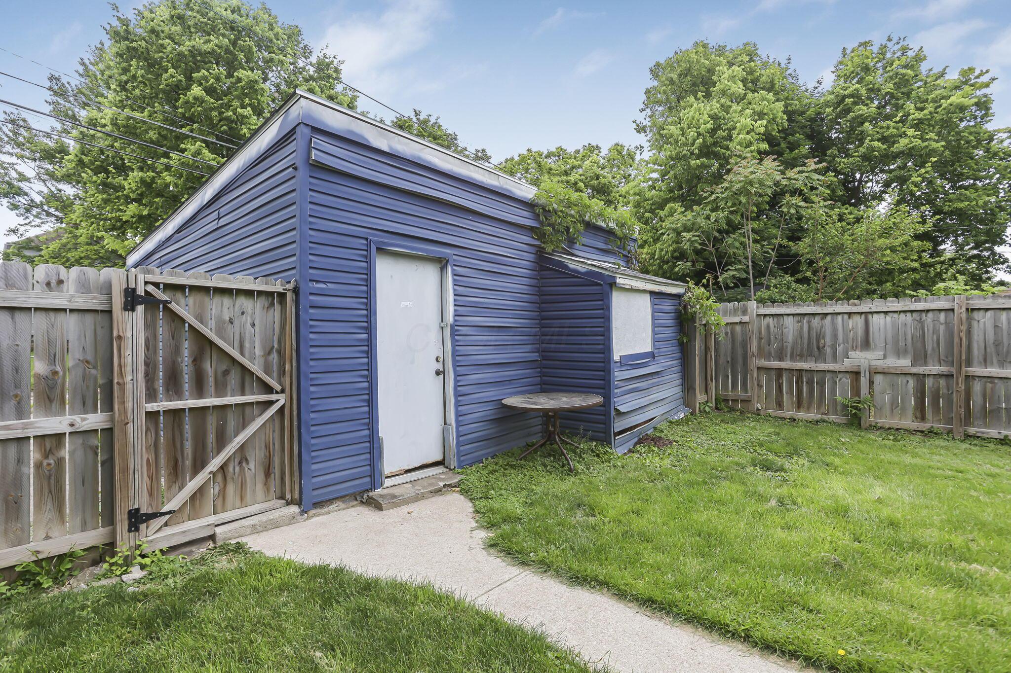 935 Ellsworth Avenue Property Photo 32