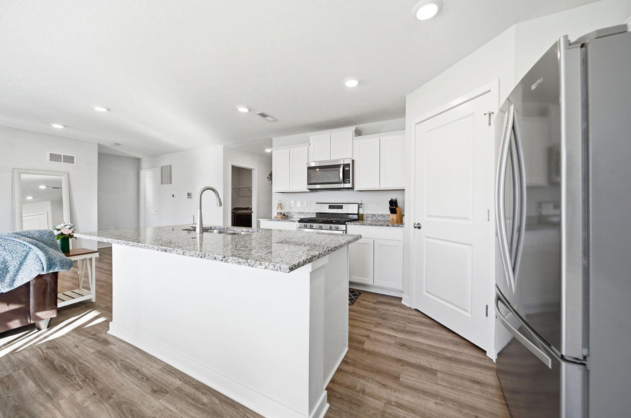 3057 Lamptonridge Drive Property Photo 14