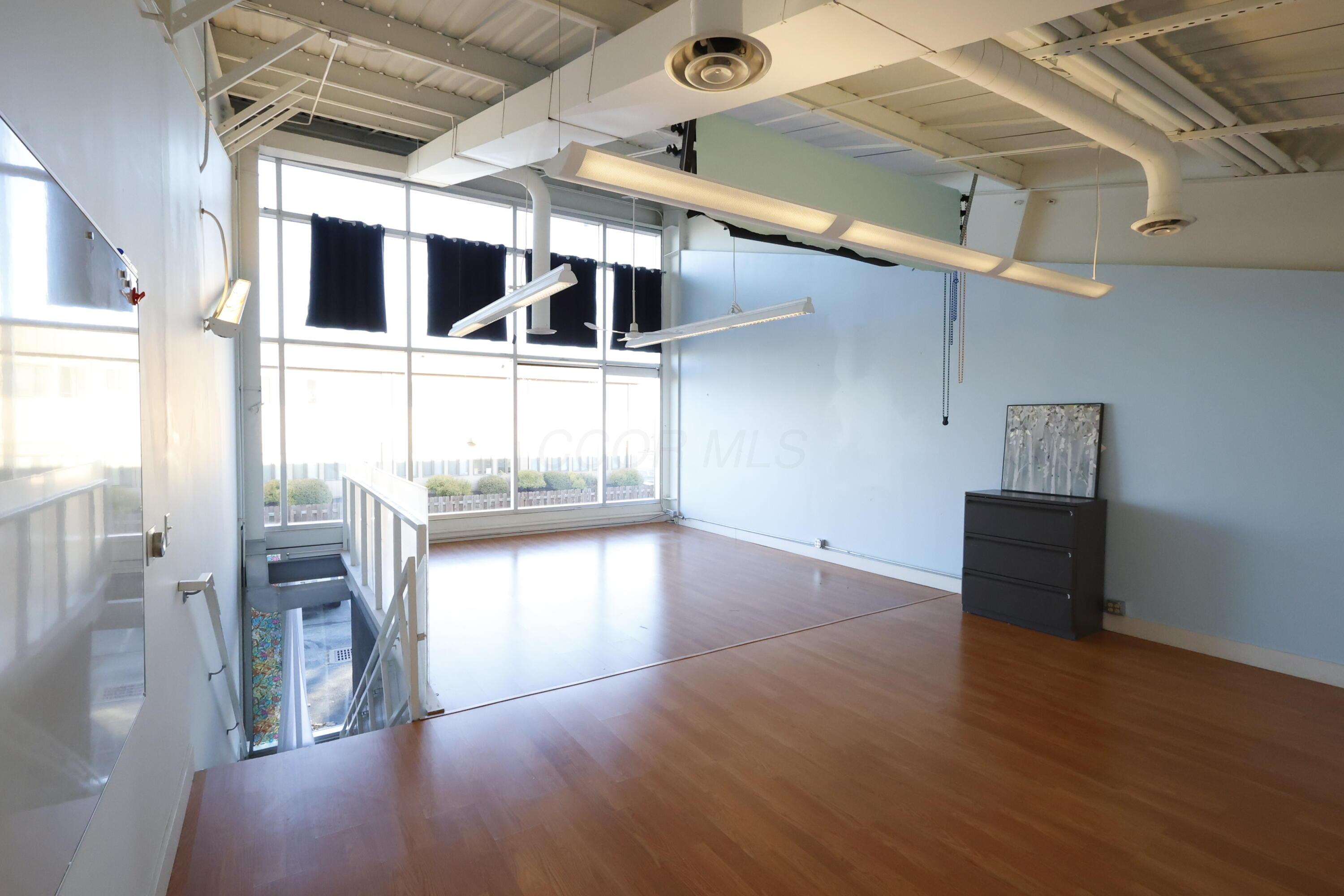 441 E Mound Street Property Photo 1