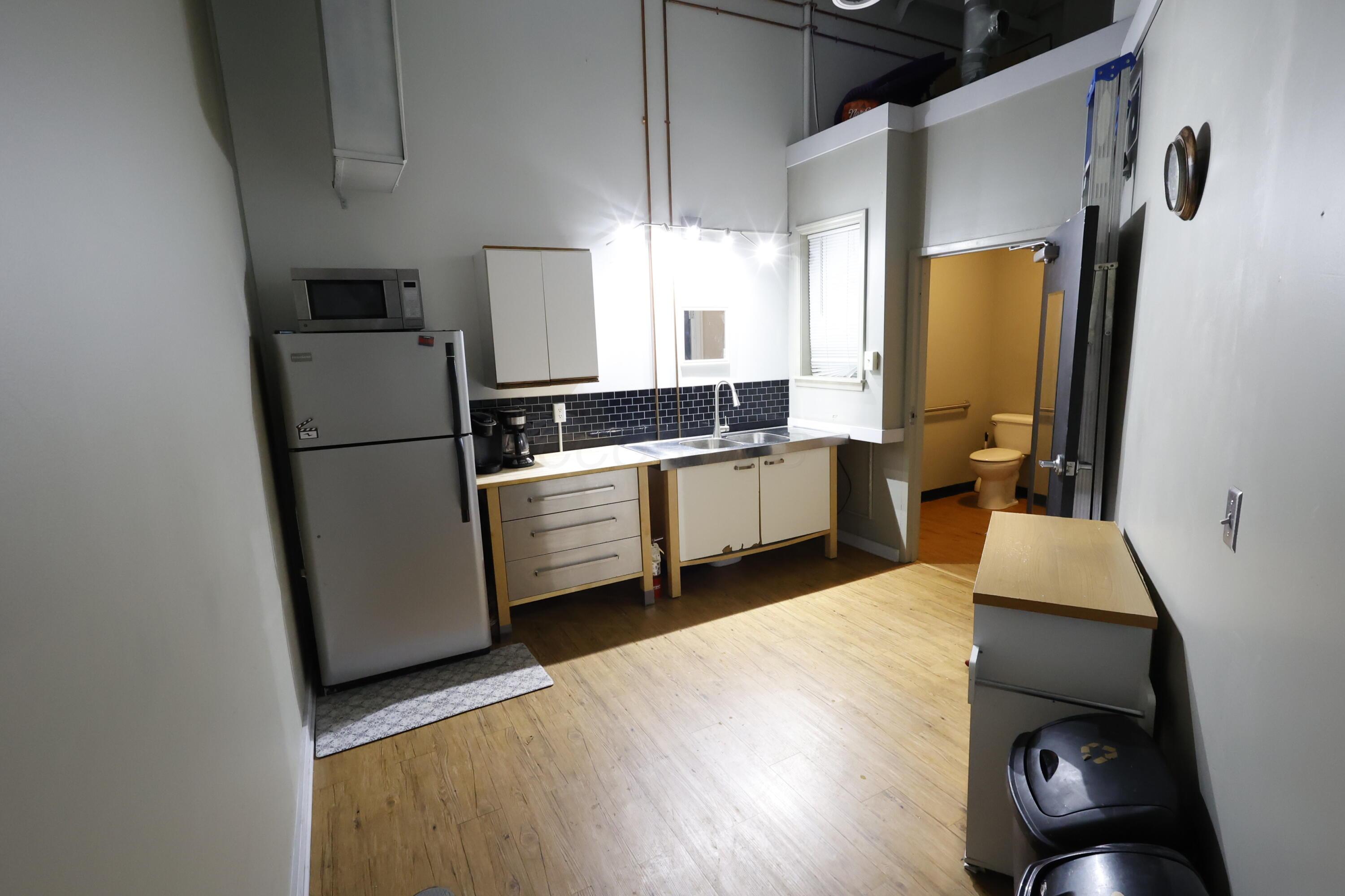 441 E Mound Street Property Photo 9