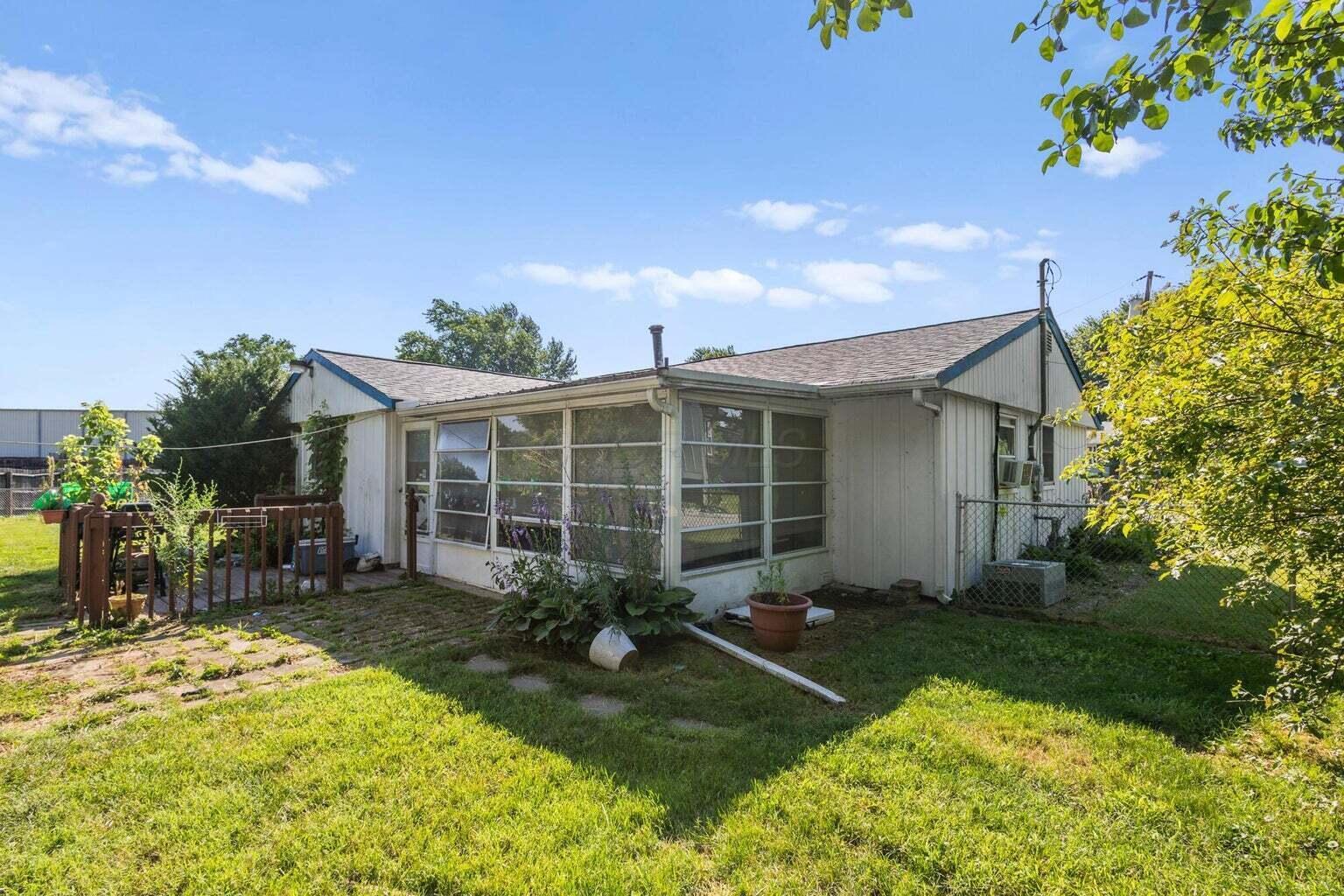 834 Vancouver Drive Property Photo 8