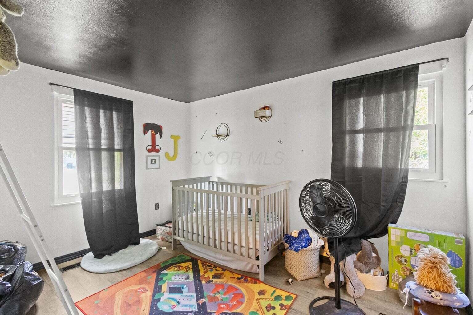 834 Vancouver Drive Property Photo 10