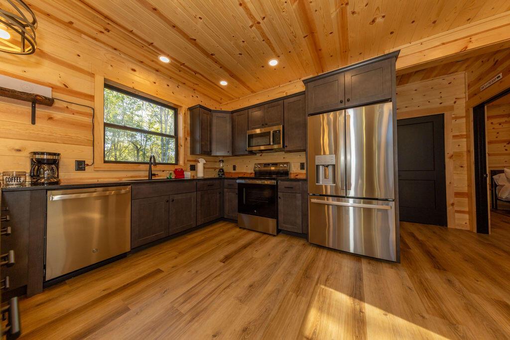 18358 Buckingham Road Property Photo 11