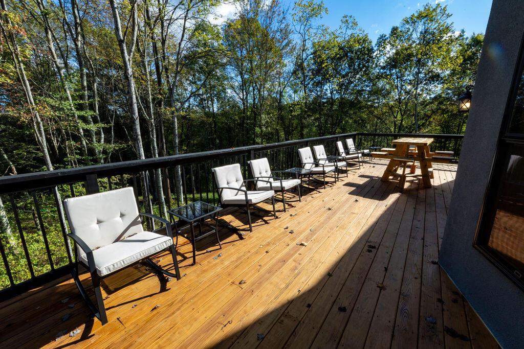 18358 Buckingham Road Property Photo 30