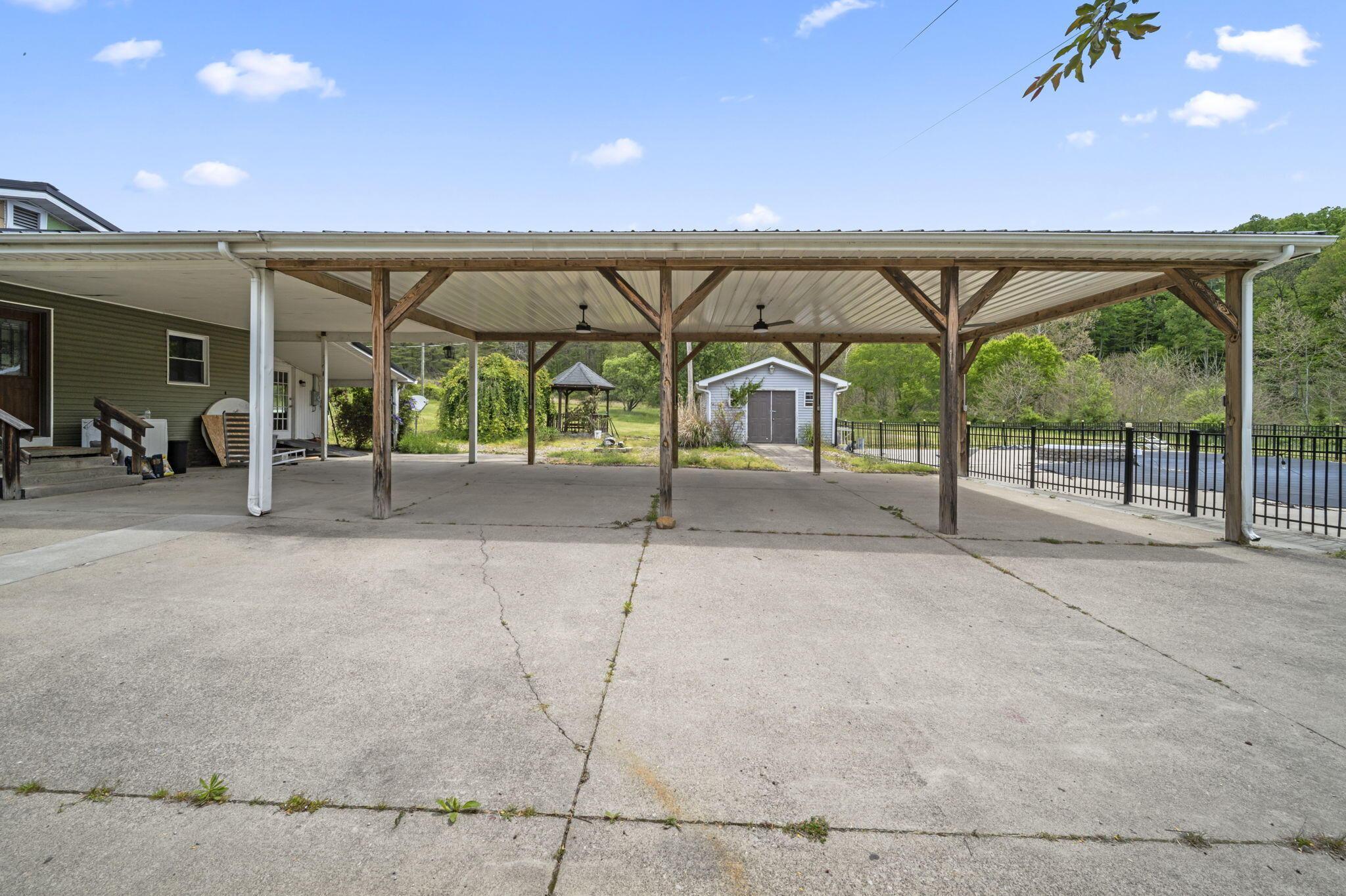 2840 Henley-comstock Road Property Photo 7