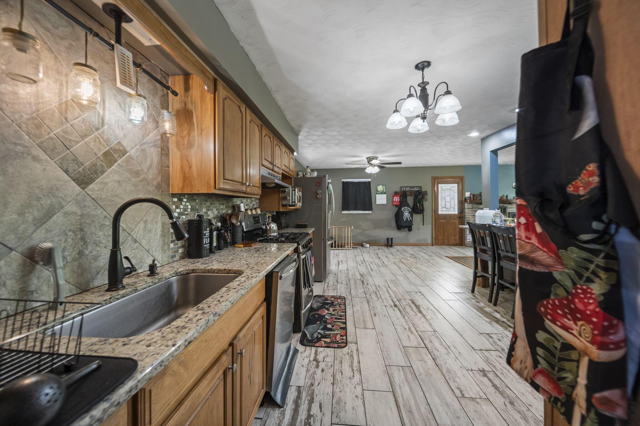 2840 Henley-comstock Road Property Photo 31