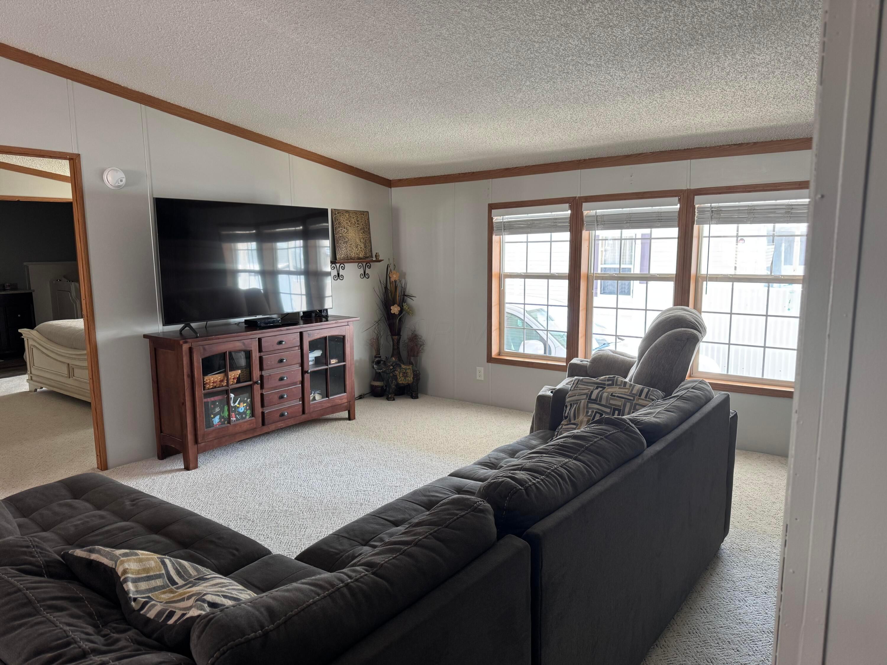 299 Ronald Drive Property Photo 2