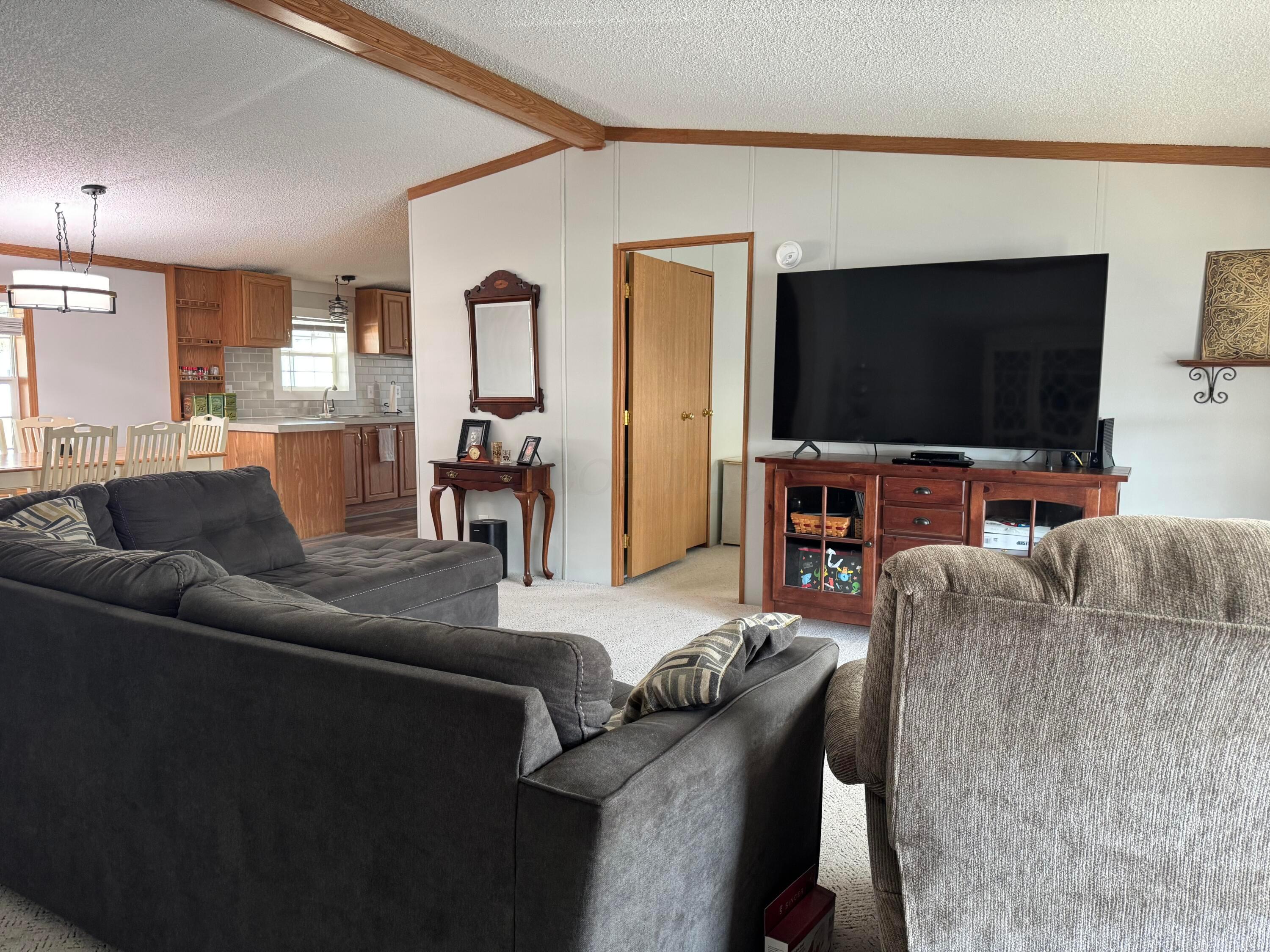 299 Ronald Drive Property Photo 3