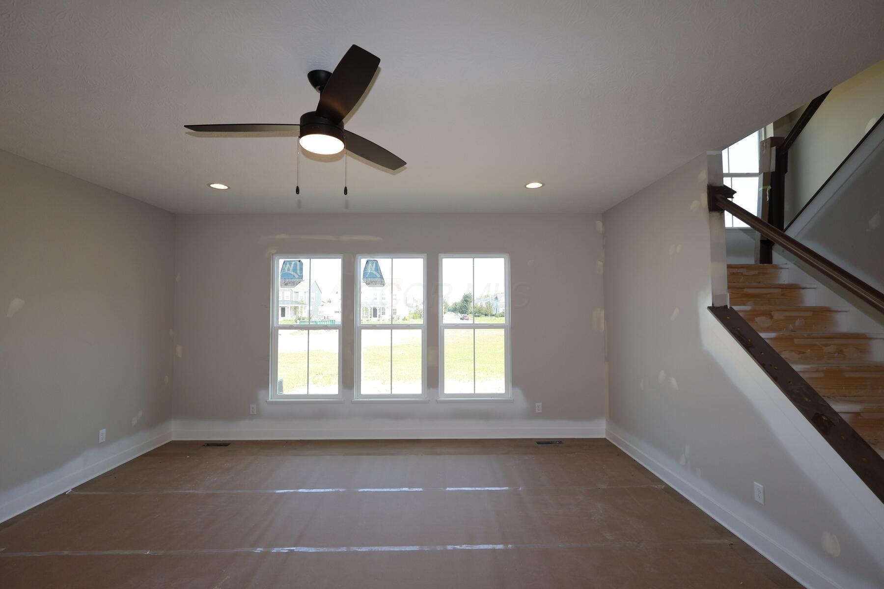 7200 Pear Field Way Property Photo 2