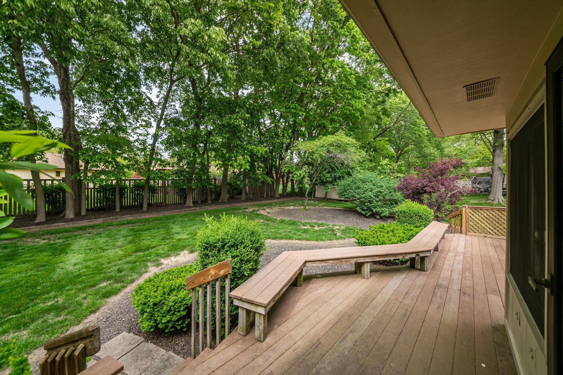 98 Walcreek Drive W Property Photo 13