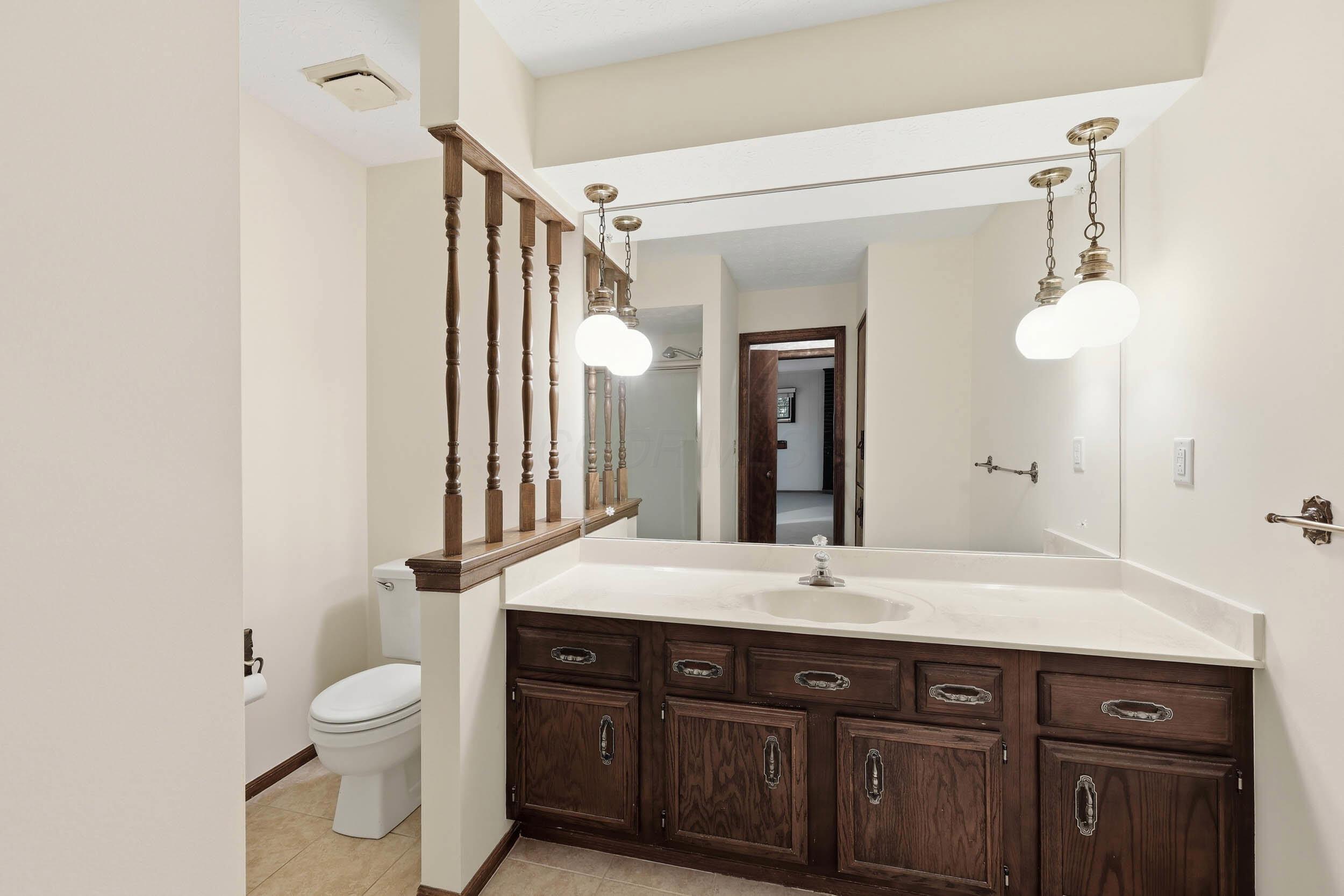 98 Walcreek Drive W Property Photo 32