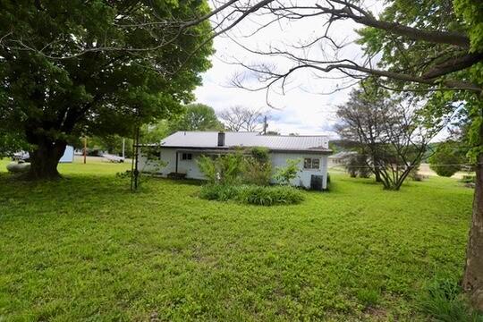 3039 State Route 41 S Property Photo 11