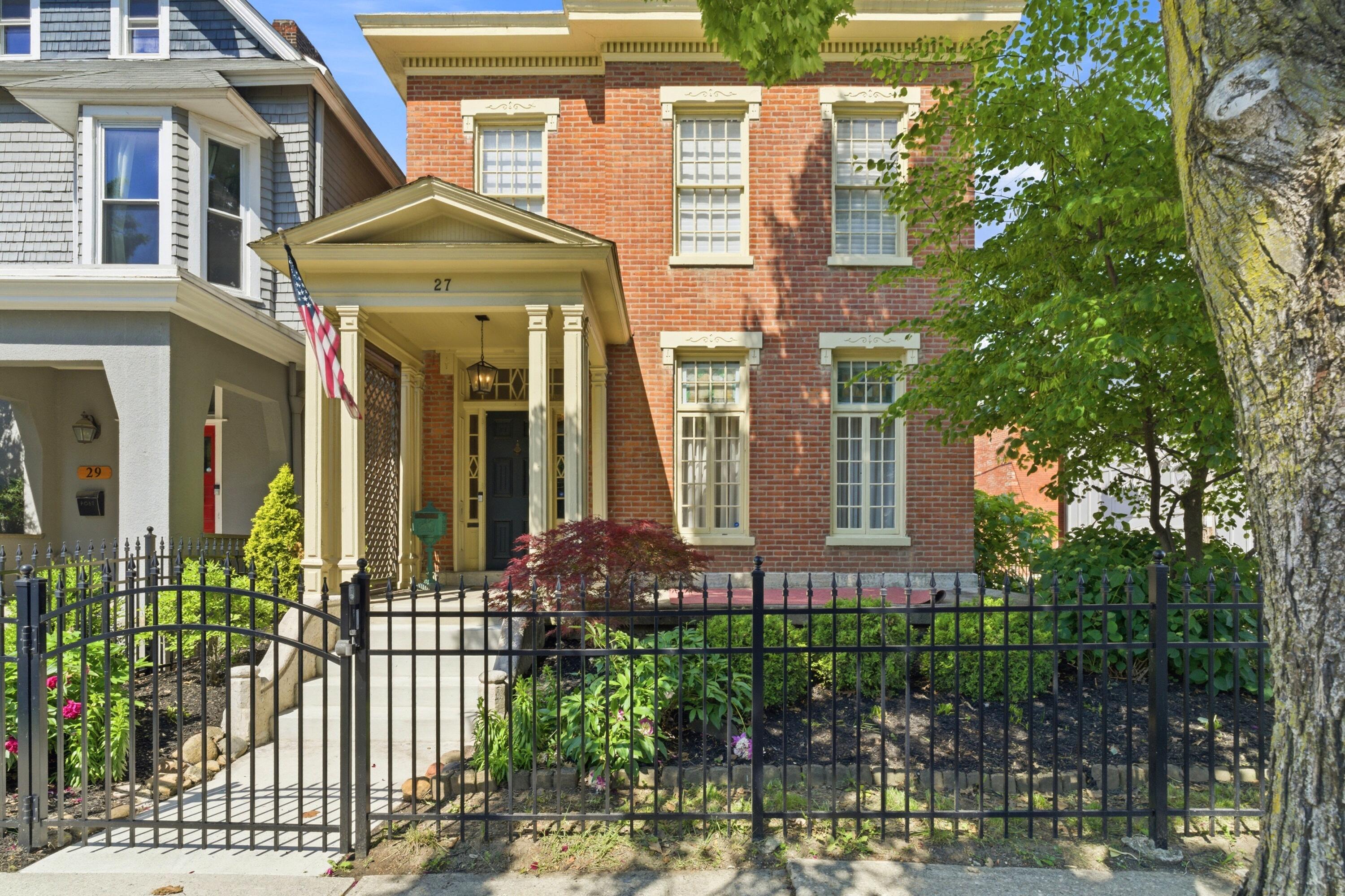 27 Hoffman Avenue Property Photo 1