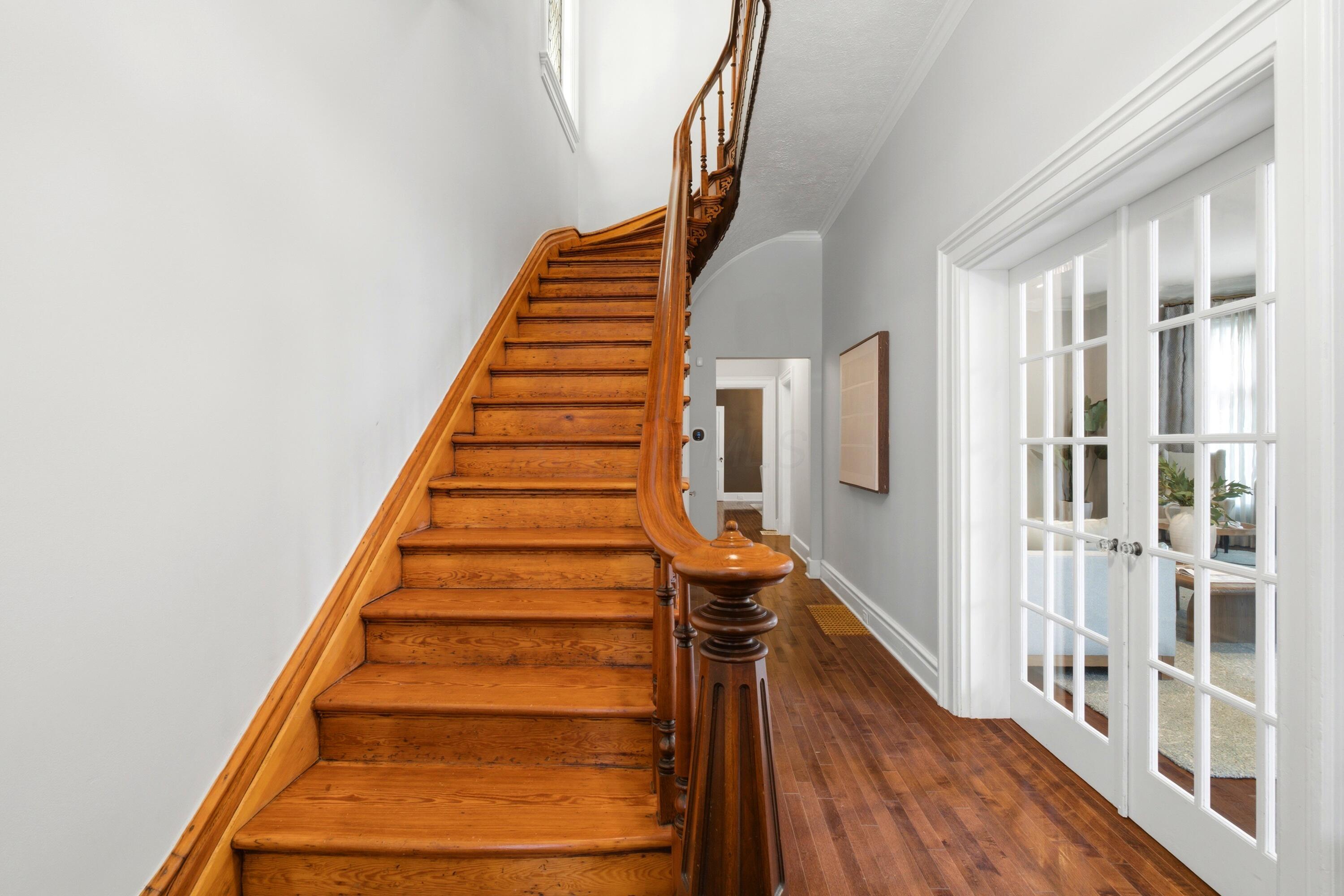 27 Hoffman Avenue Property Photo 4