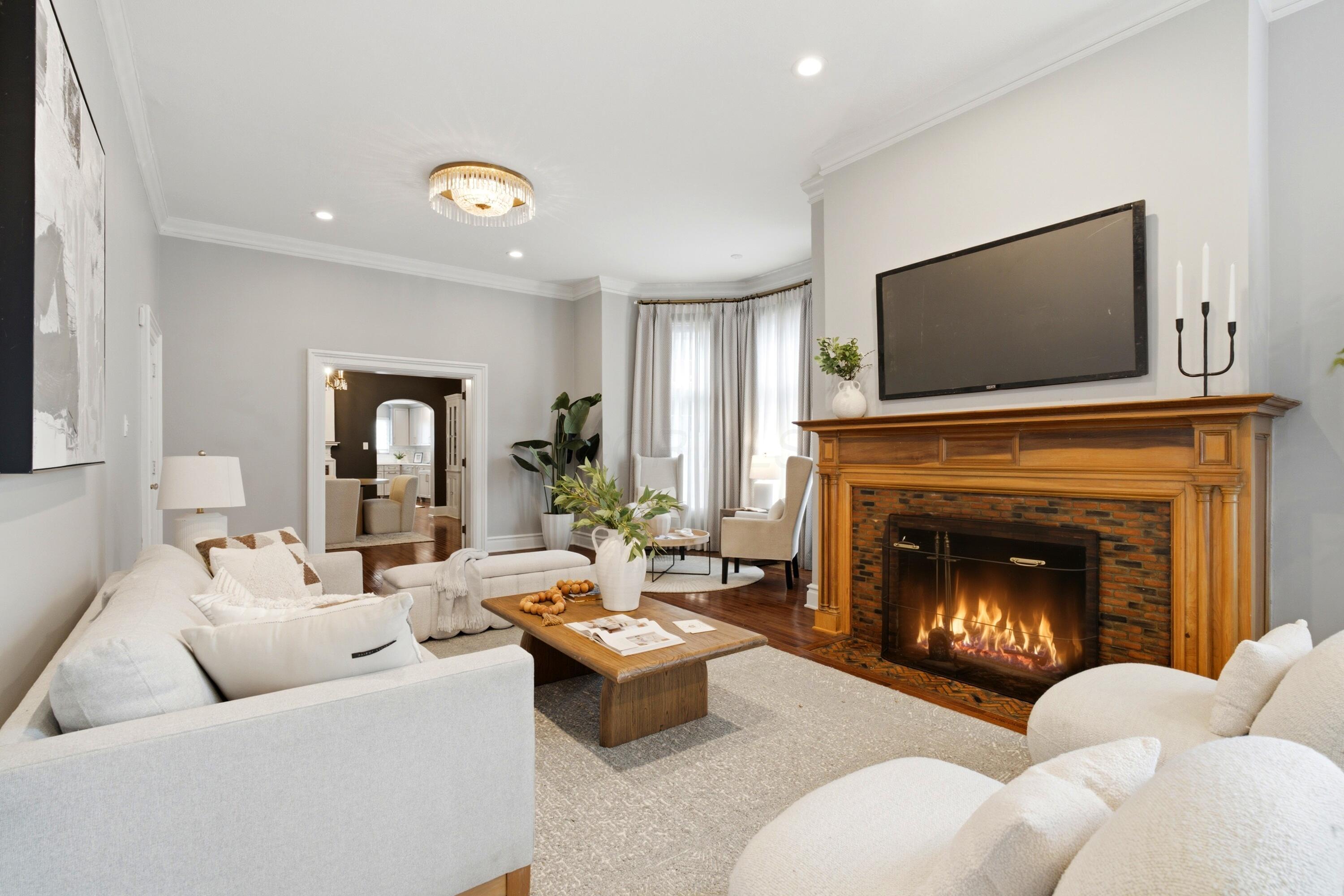 27 Hoffman Avenue Property Photo 8