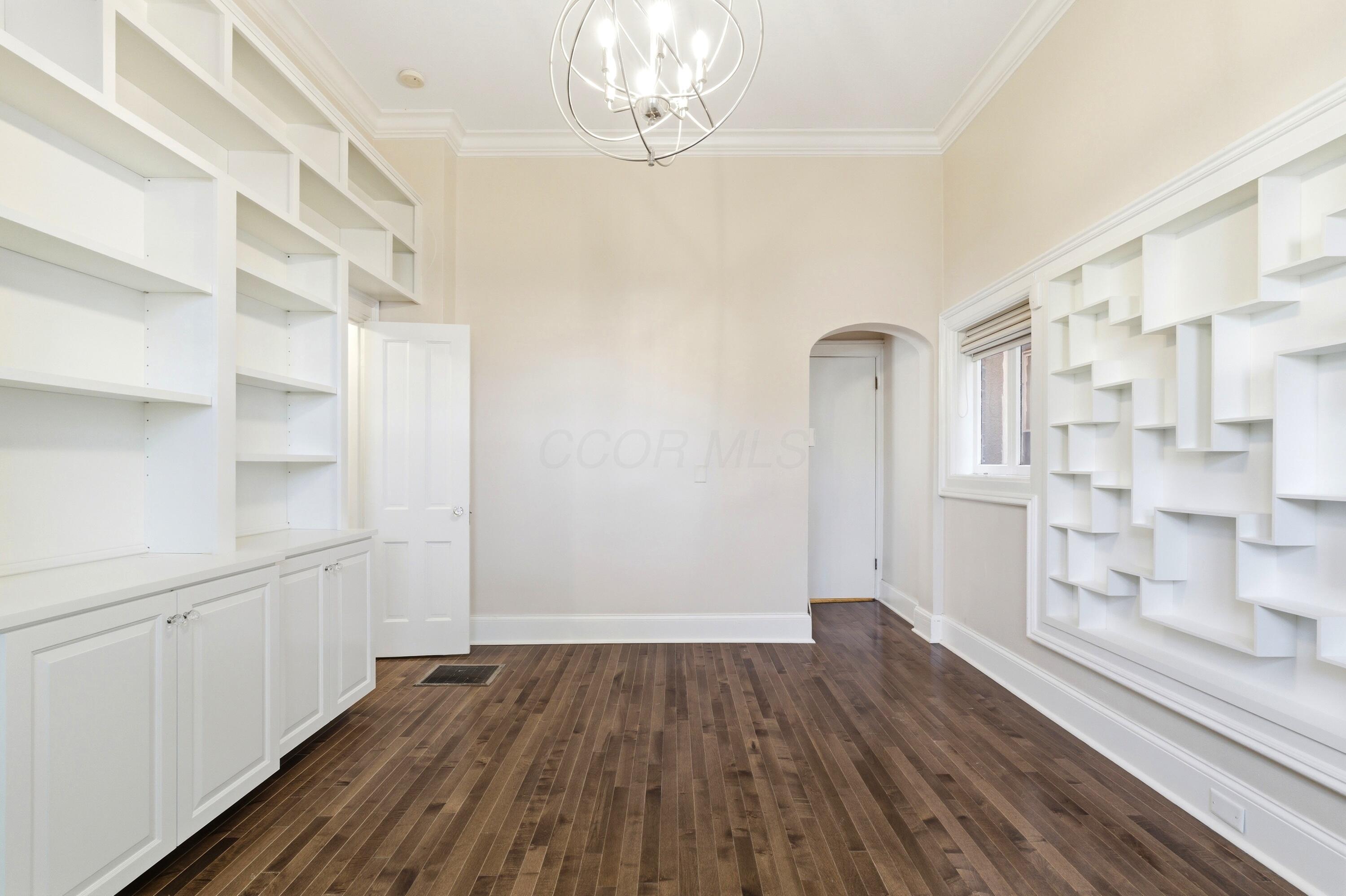 27 Hoffman Avenue Property Photo 26