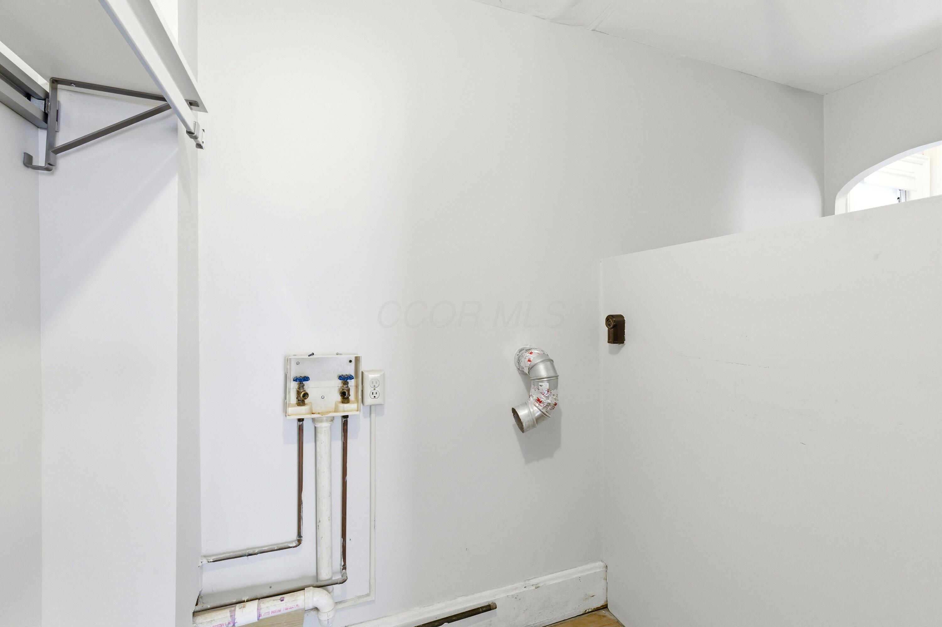 27 Hoffman Avenue Property Photo 51