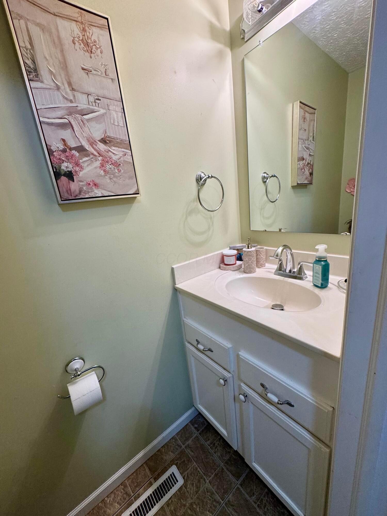4041 Garrard Drive Property Photo 10