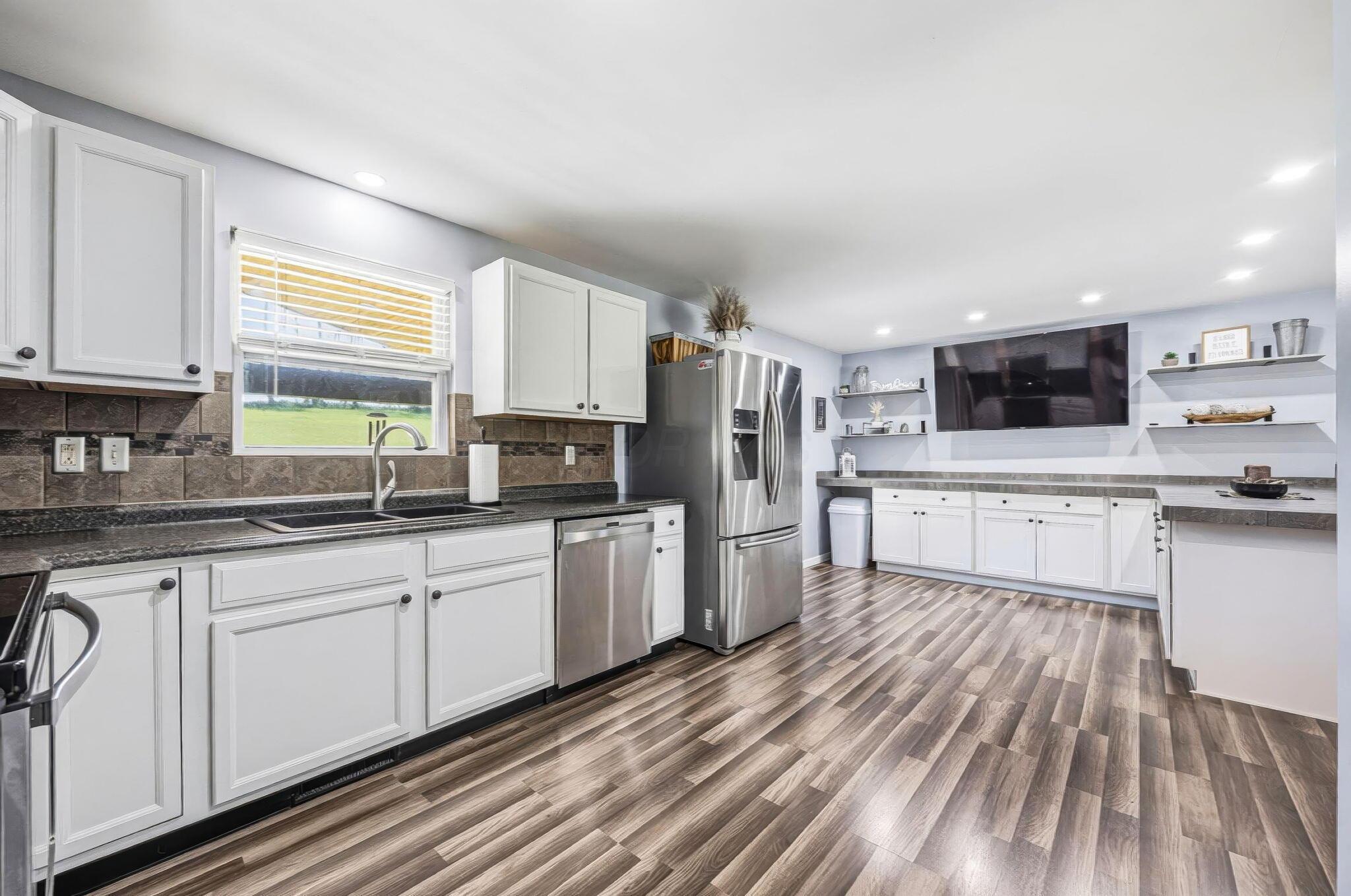 17536 Carson Road Property Photo 13