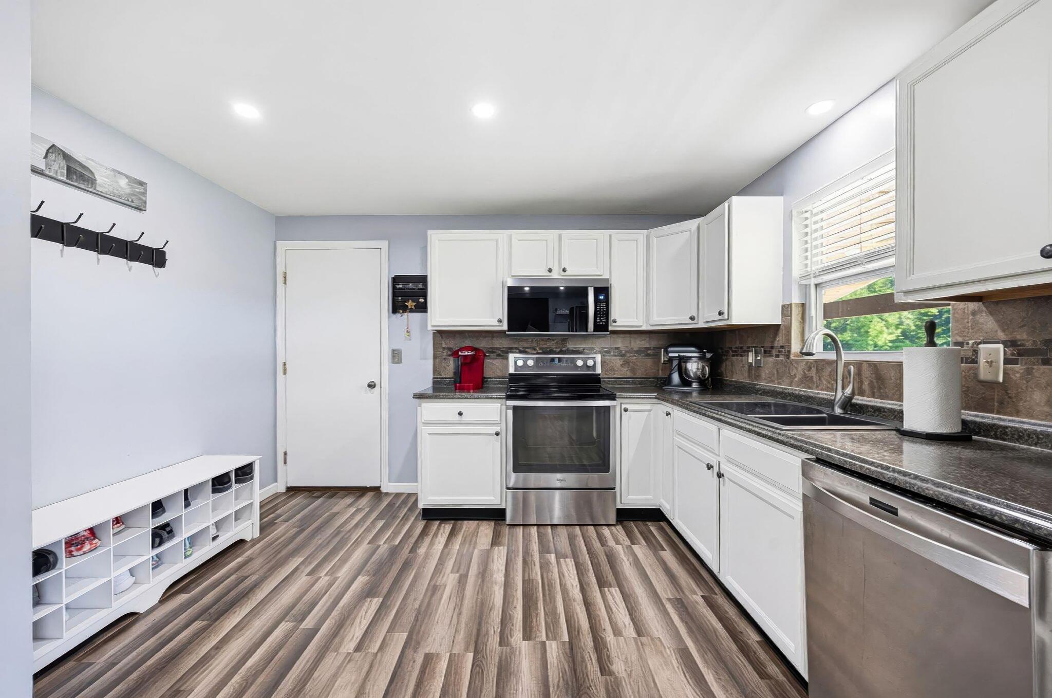 17536 Carson Road Property Photo 17