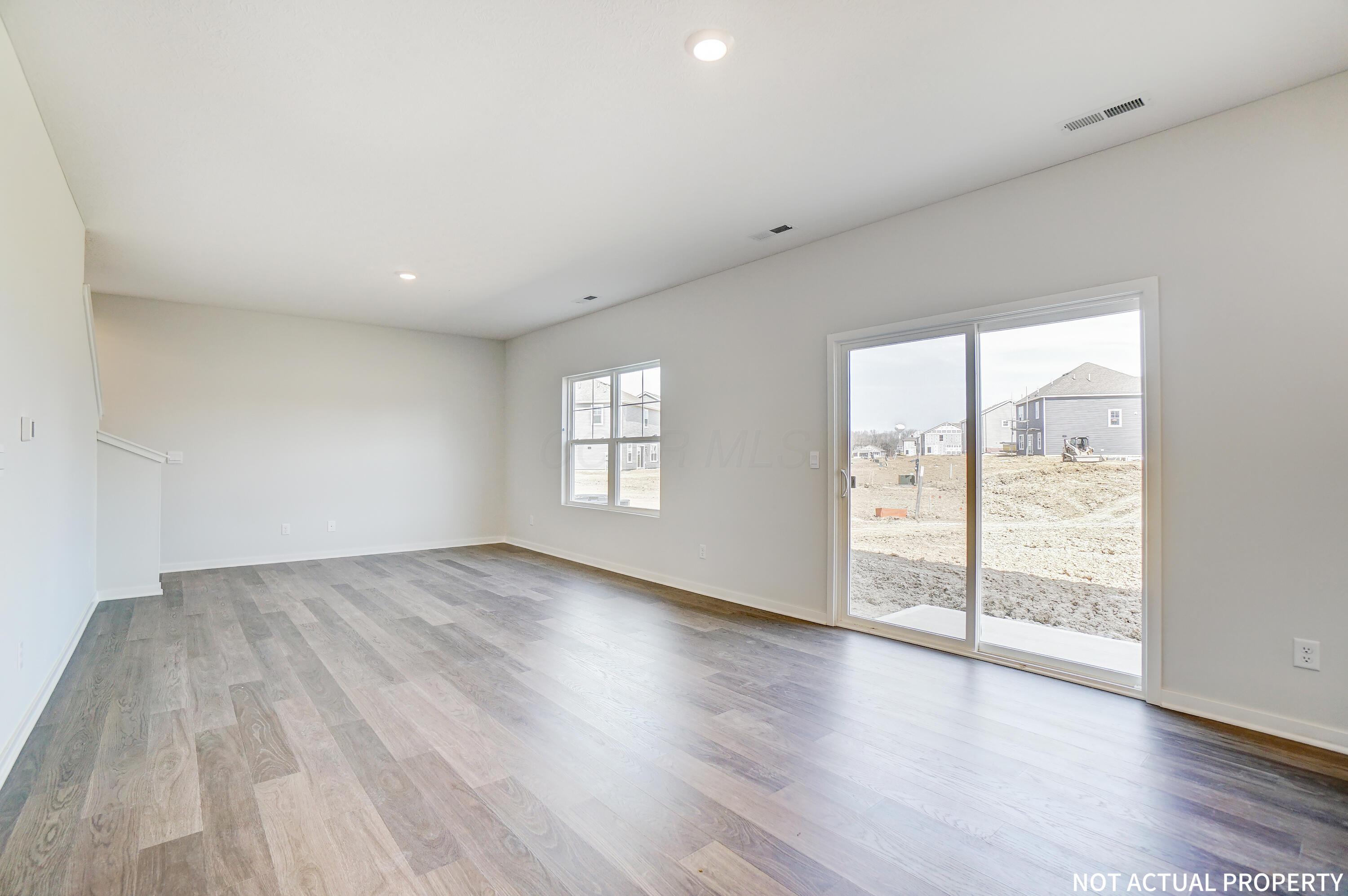 6215 Encosta Way Property Photo 6