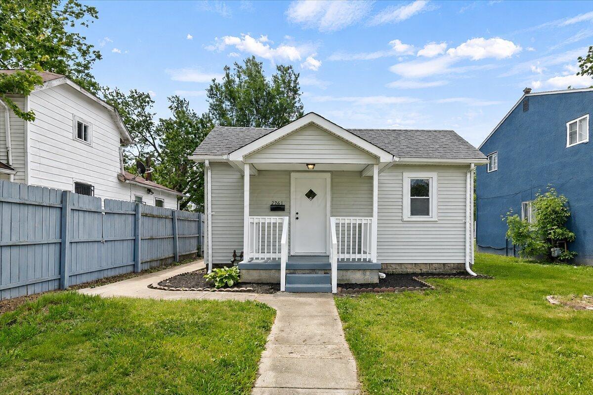 2961 E 11th Avenue Property Photo 1