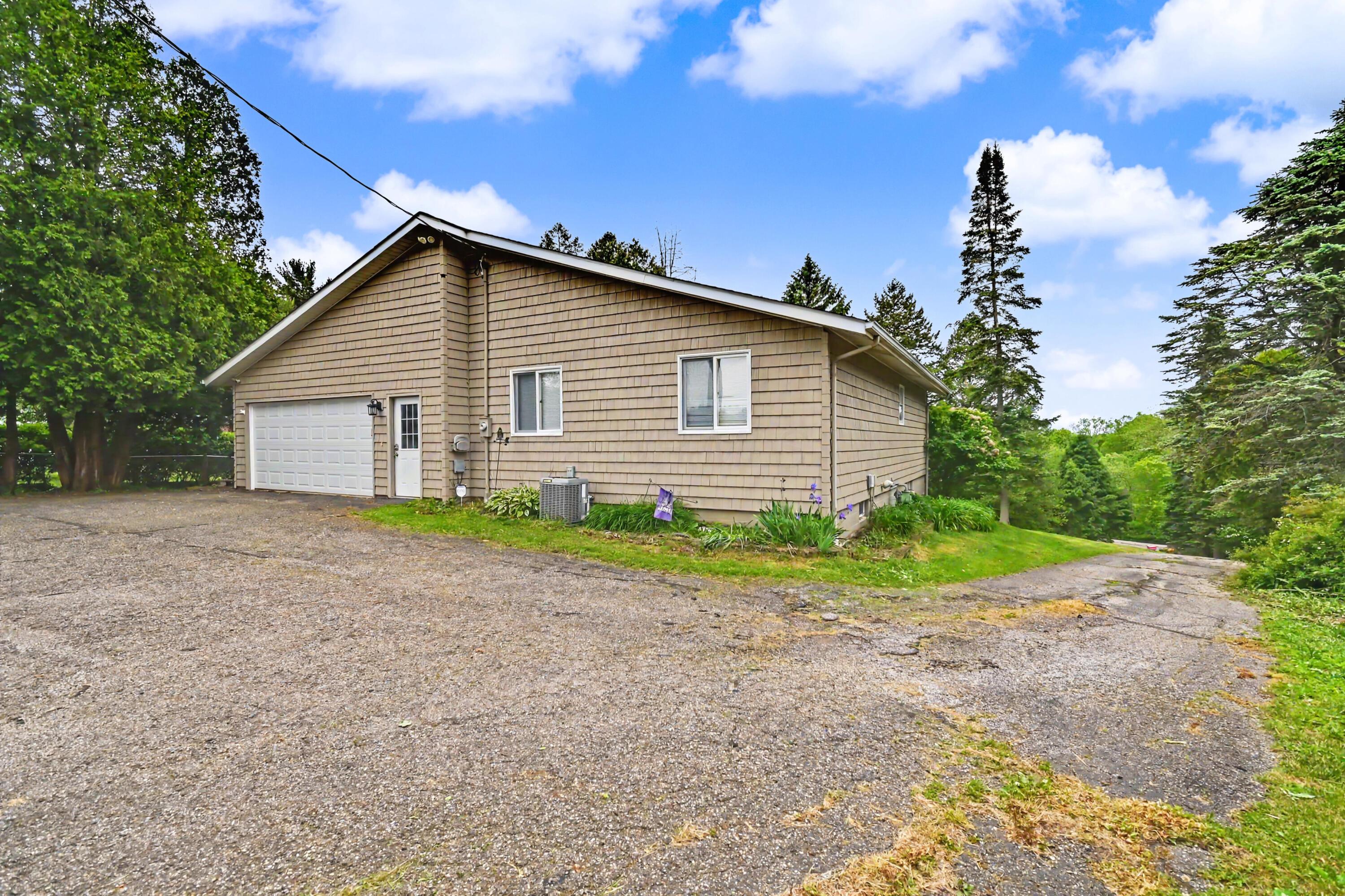 1921 W Cook Road Property Photo 28
