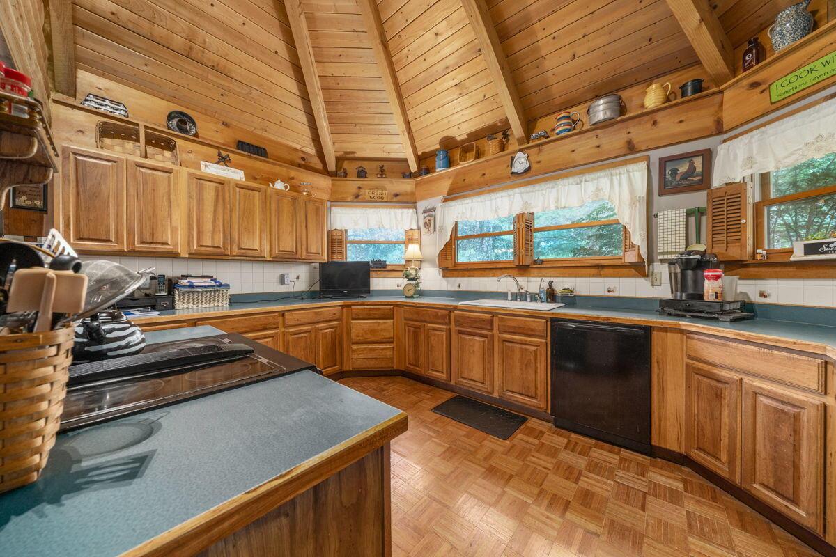 16472 Kreashbaum Road Property Photo 32