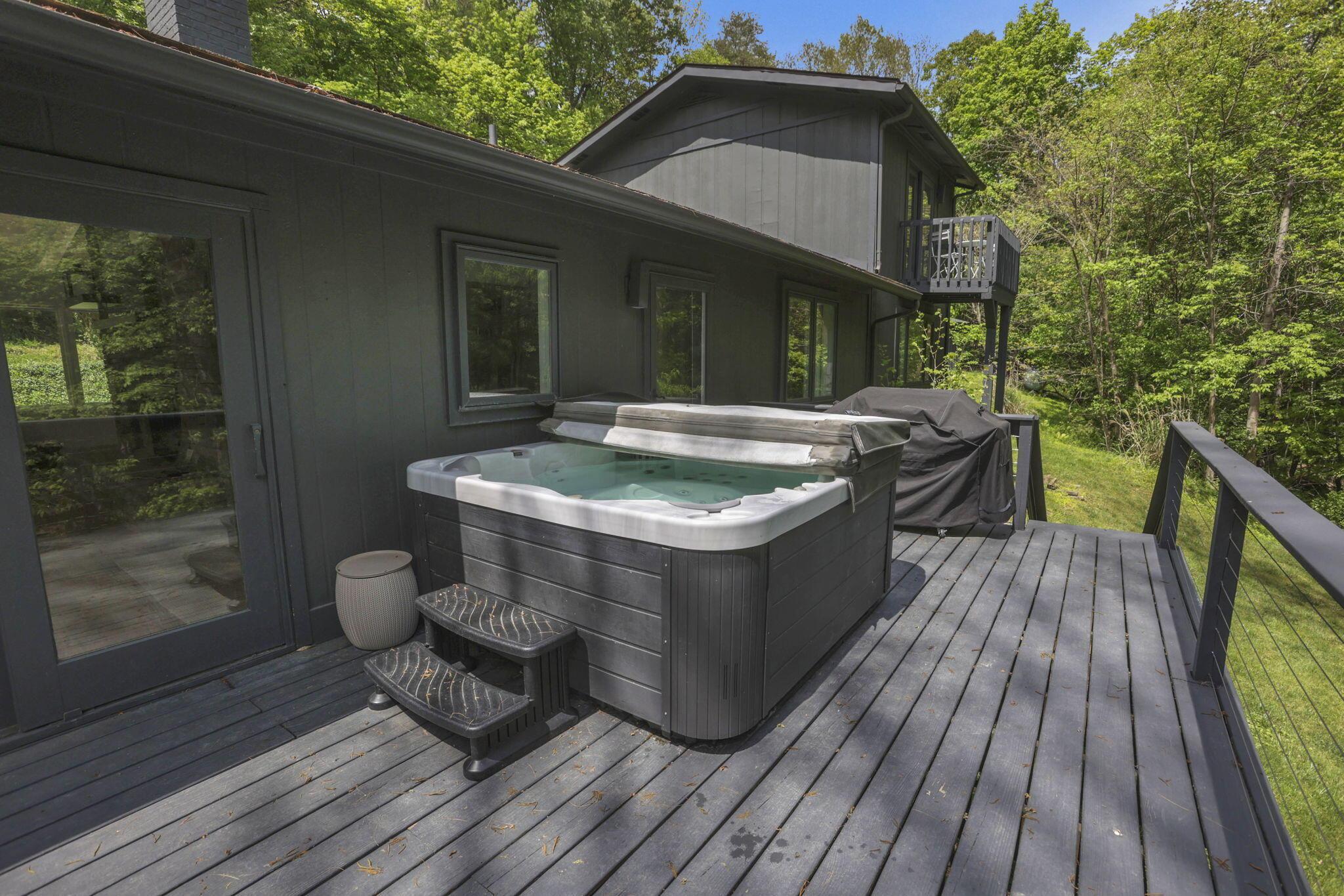 33329 Lynch Drive Property Photo 4