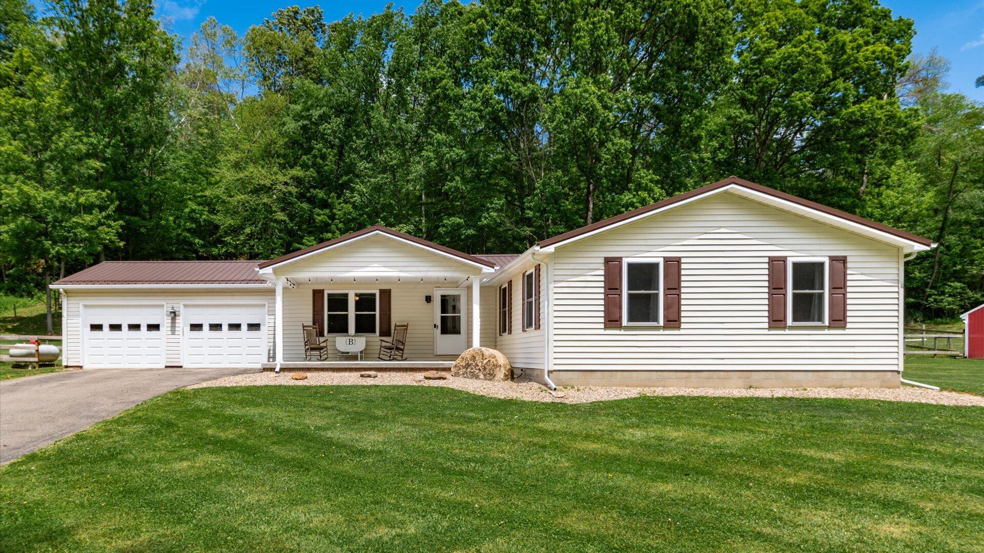 385 Irish Ridge Road