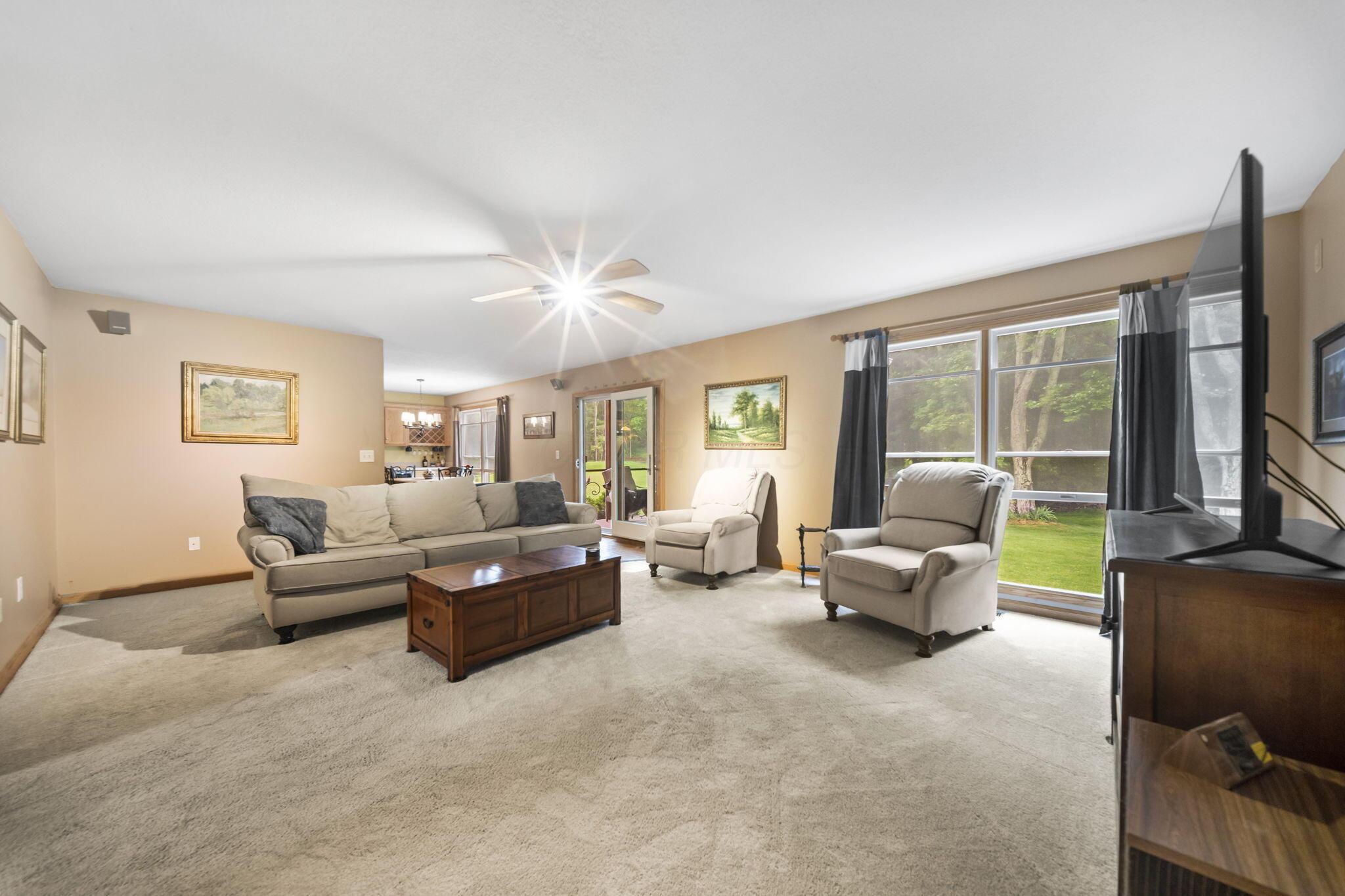 525 Gleneagles Drive Property Photo 11