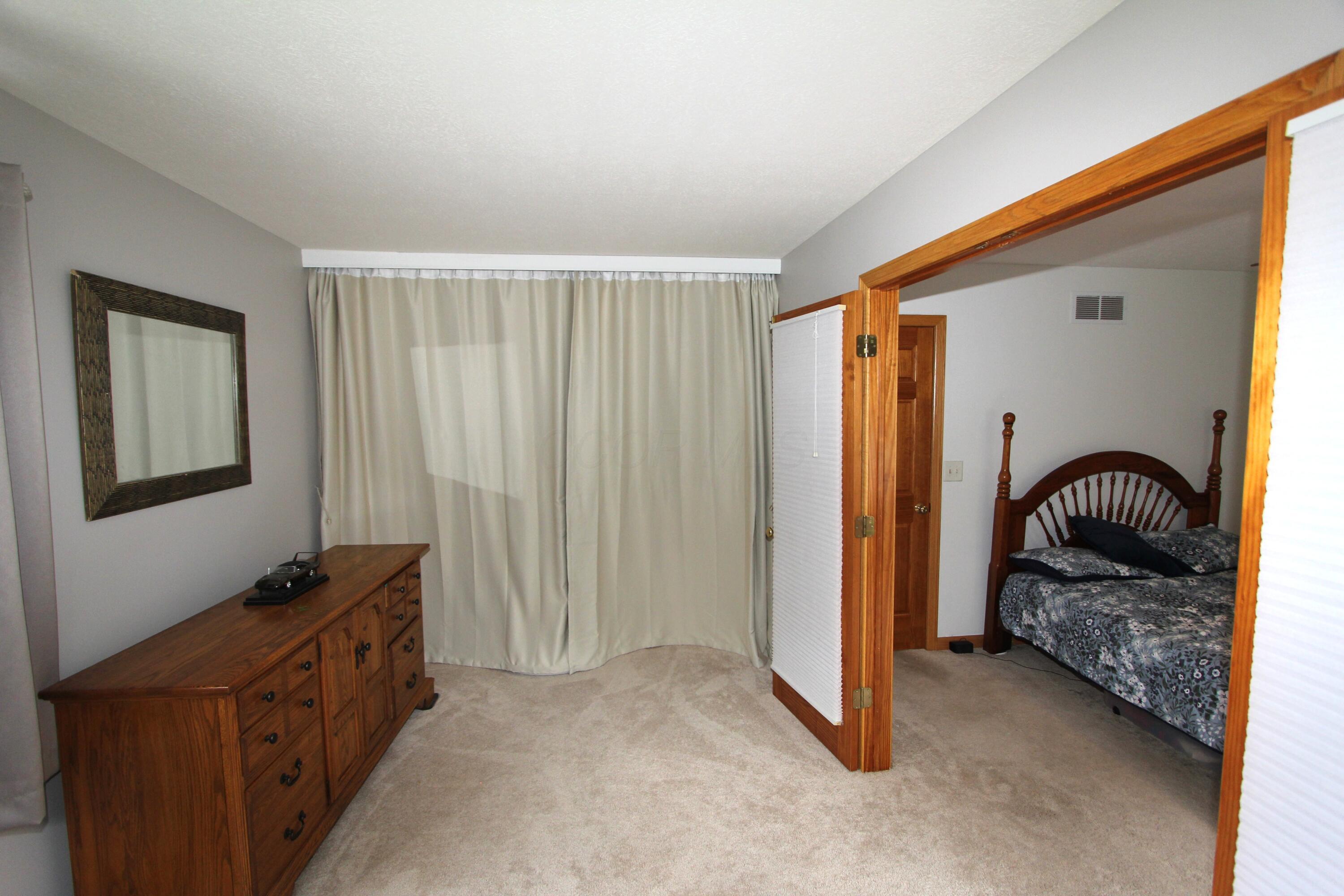 525 Gleneagles Drive Property Photo 24