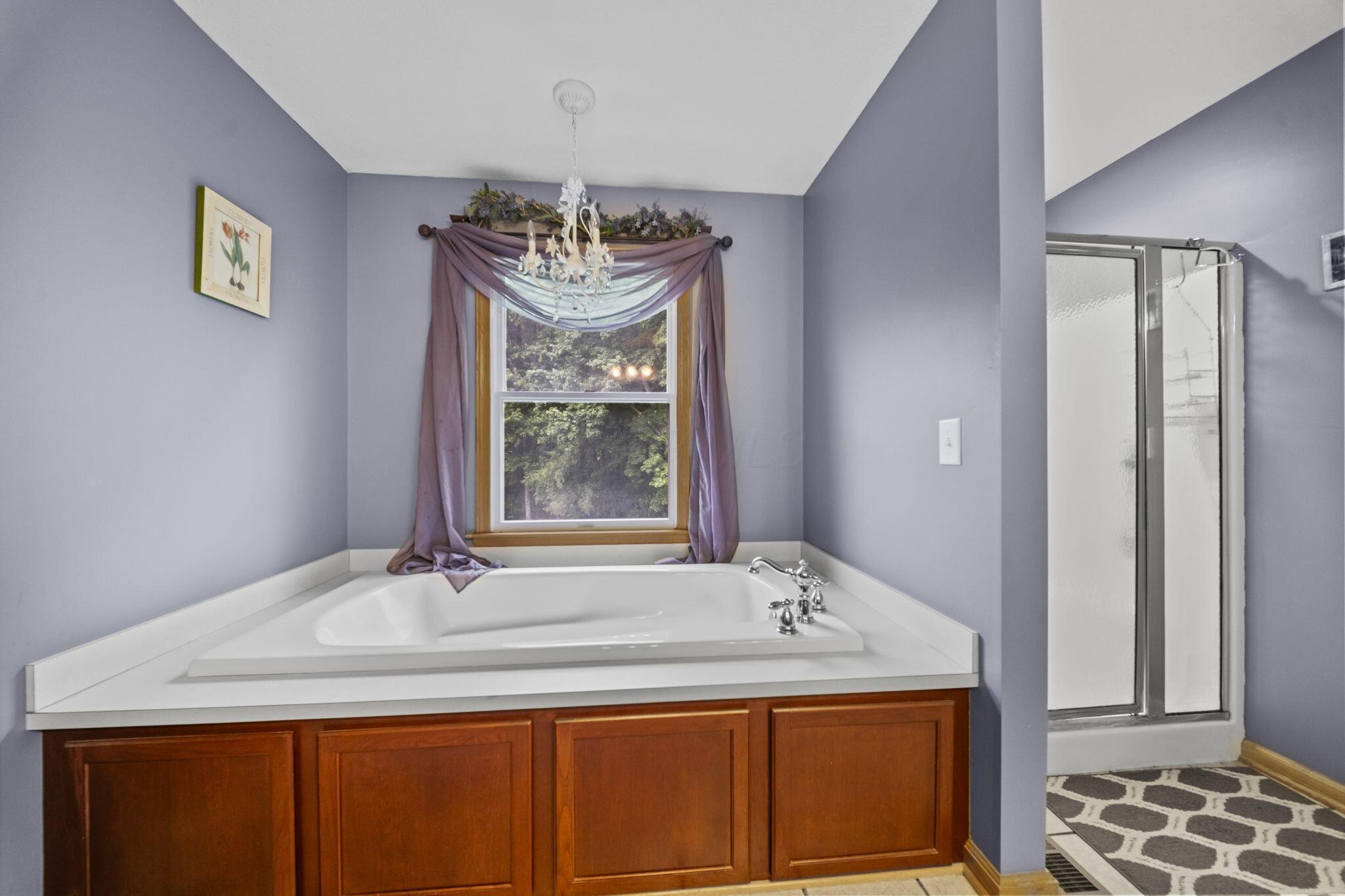 525 Gleneagles Drive Property Photo 29