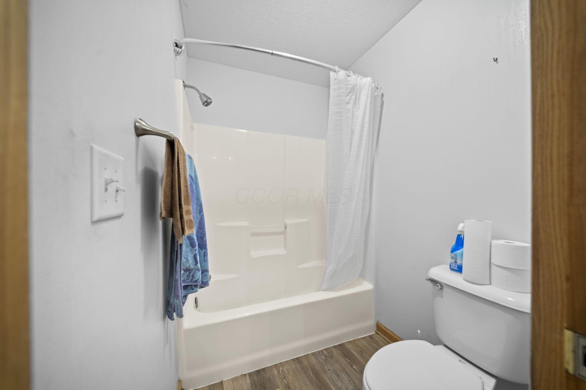 525 Gleneagles Drive Property Photo 37
