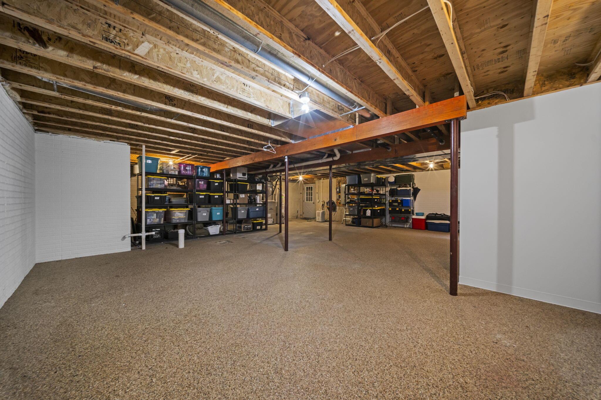 525 Gleneagles Drive Property Photo 39