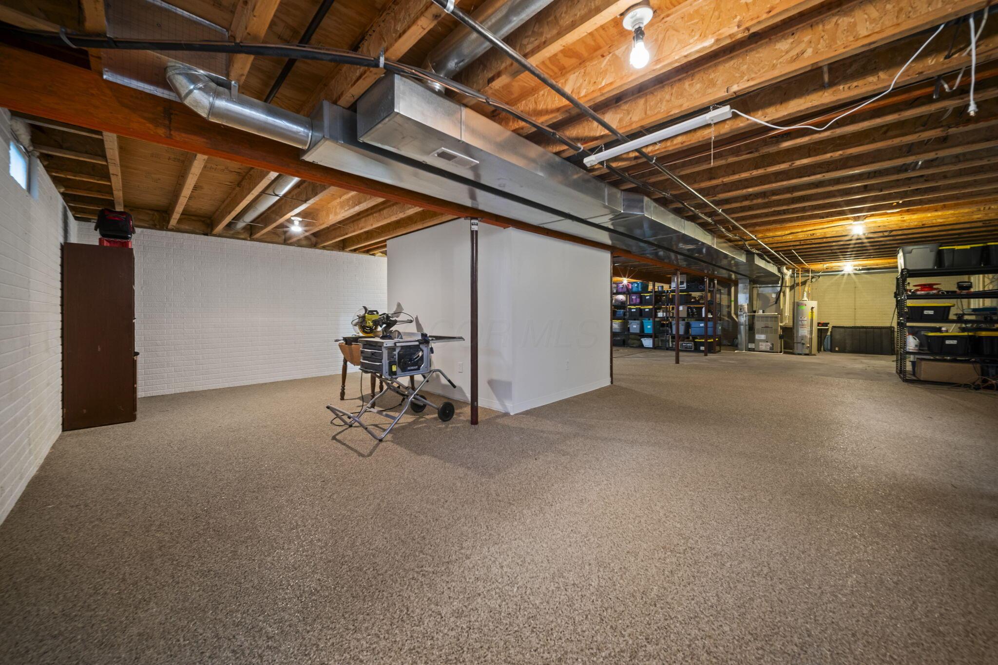525 Gleneagles Drive Property Photo 40