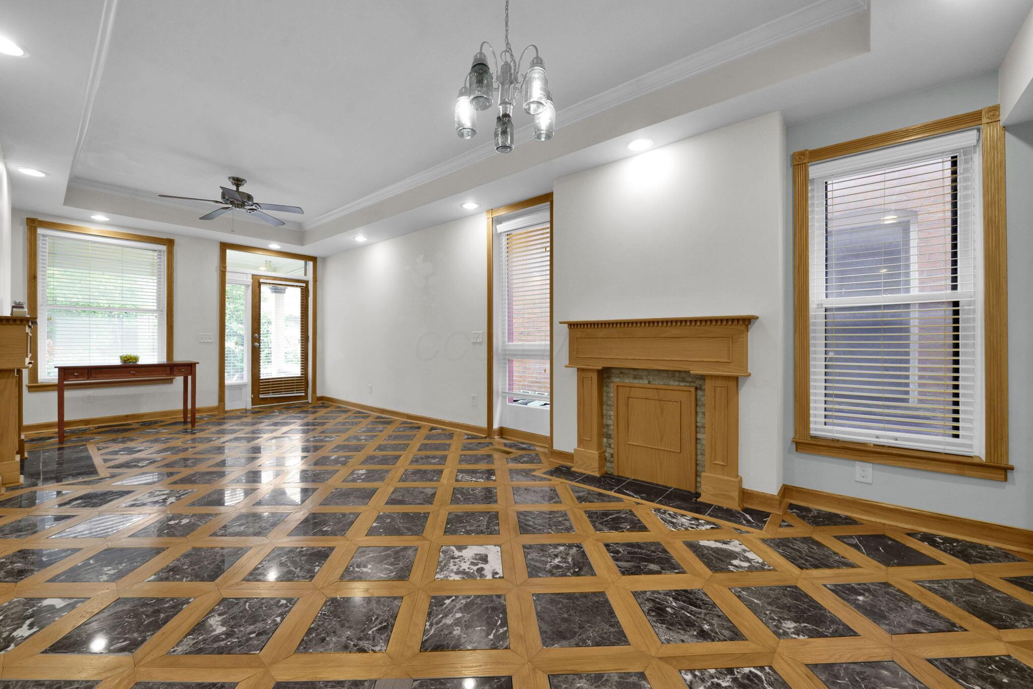 29 E 2nd Avenue Property Photo 5