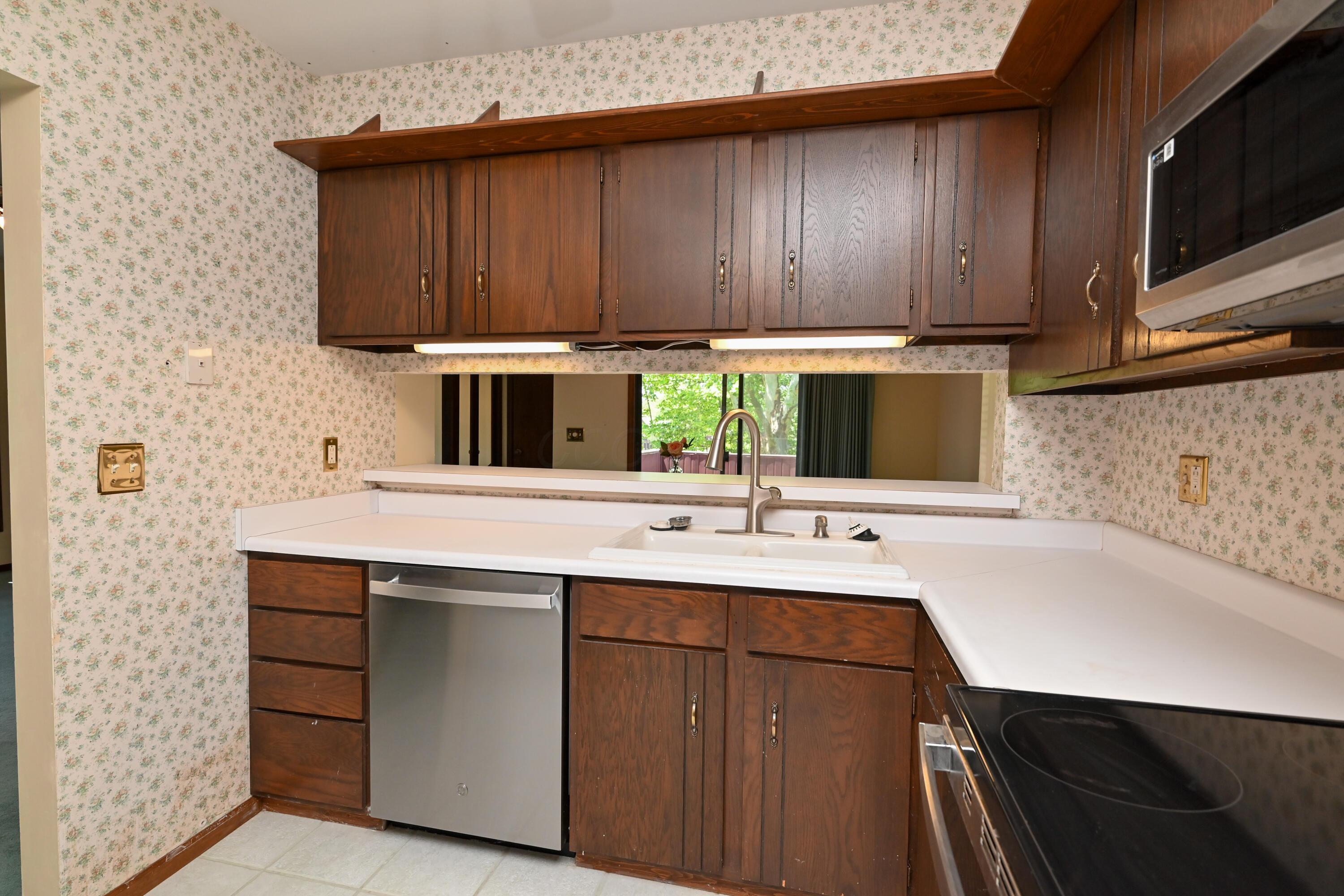 1208 Crescent Heights Road Property Photo 17