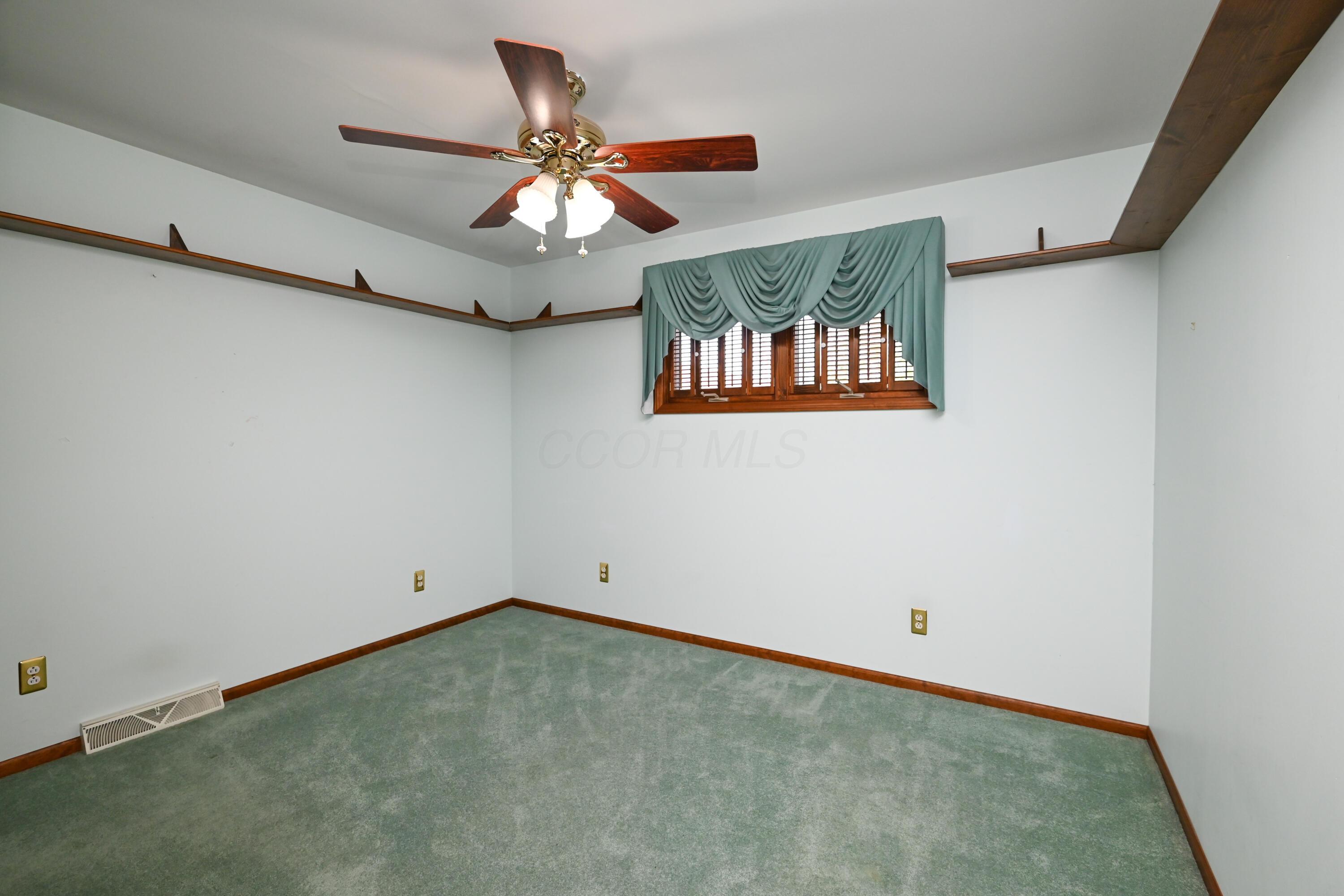 1208 Crescent Heights Road Property Photo 23